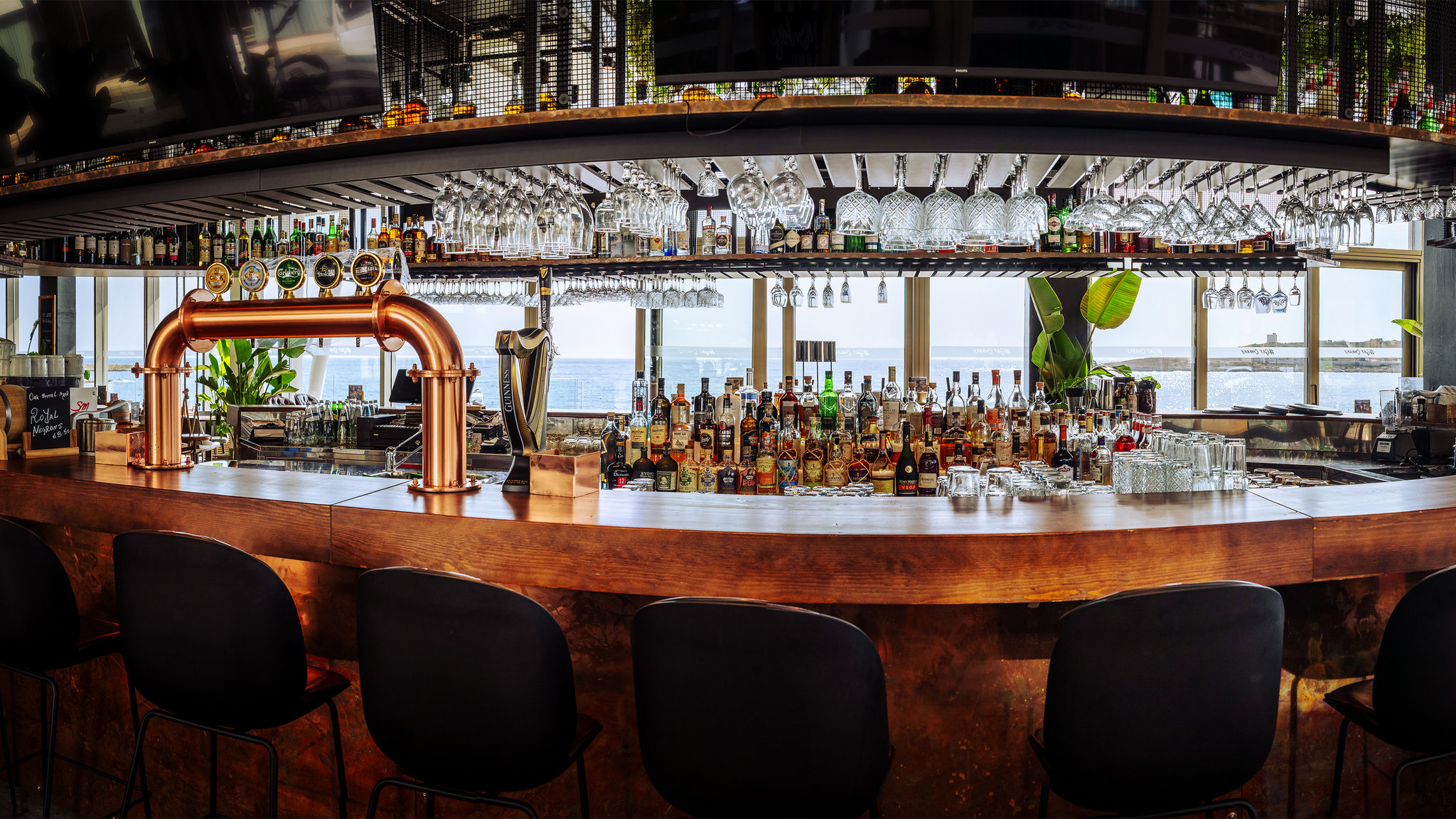 AX_ODYCY_-_Cheeky_Monkey_Gastropub_Qawra_(1)_S