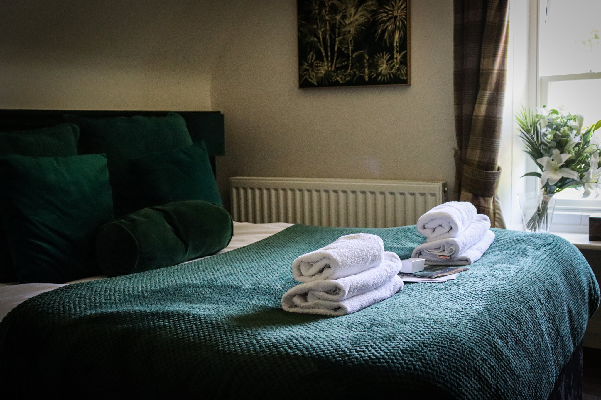 gGKydaqKqEKBYj7DAAahOg_Room_6_Deluxe_Double-04_S