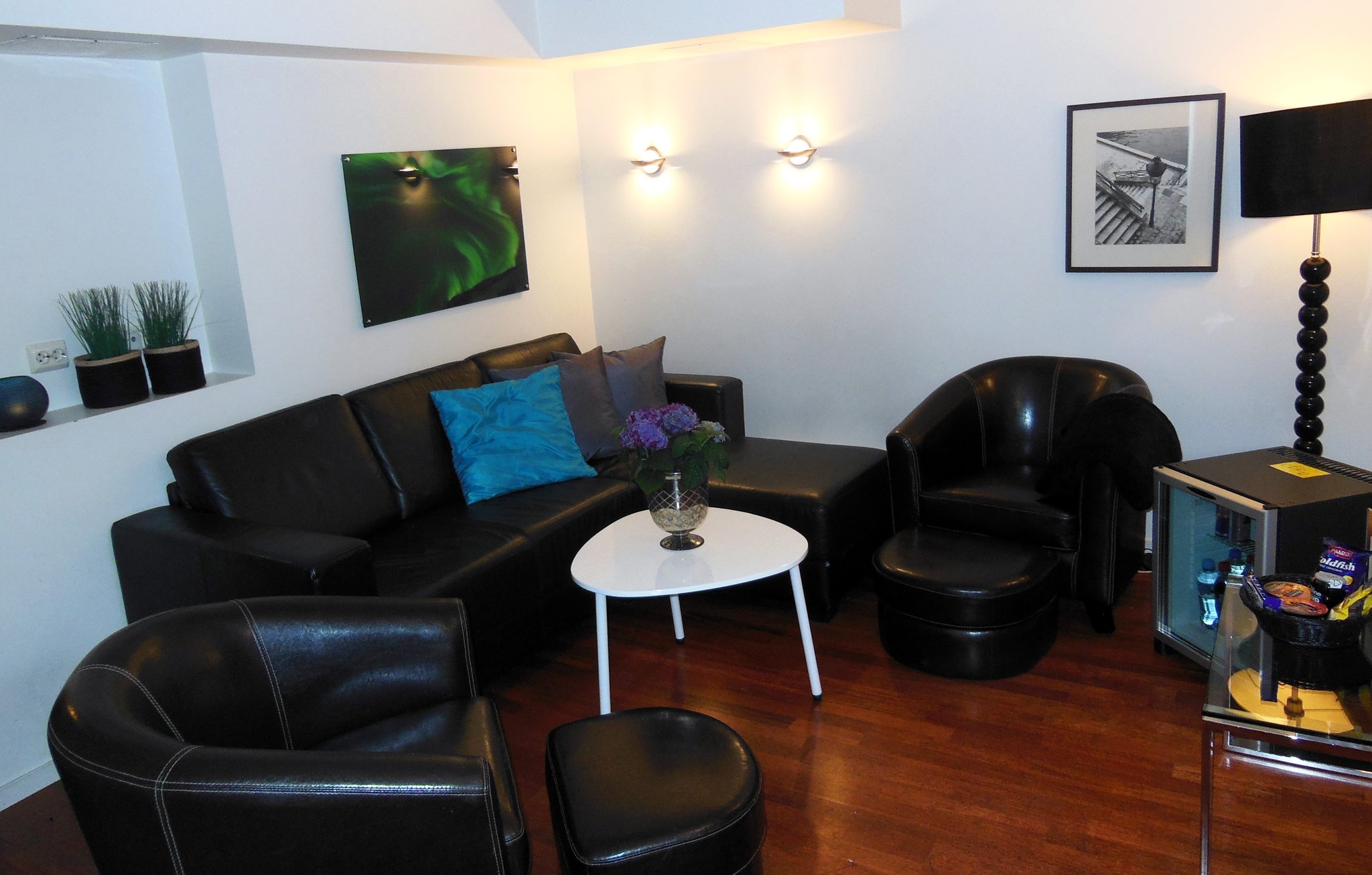 22936_family-room-livingroom-first-hotel-viking-tromso-1._S