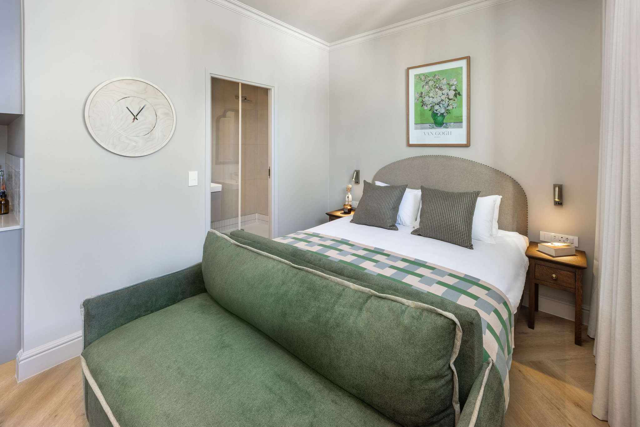 EtRVf9MckmAenRbNNNNqw_Standard_Studio(7)_S