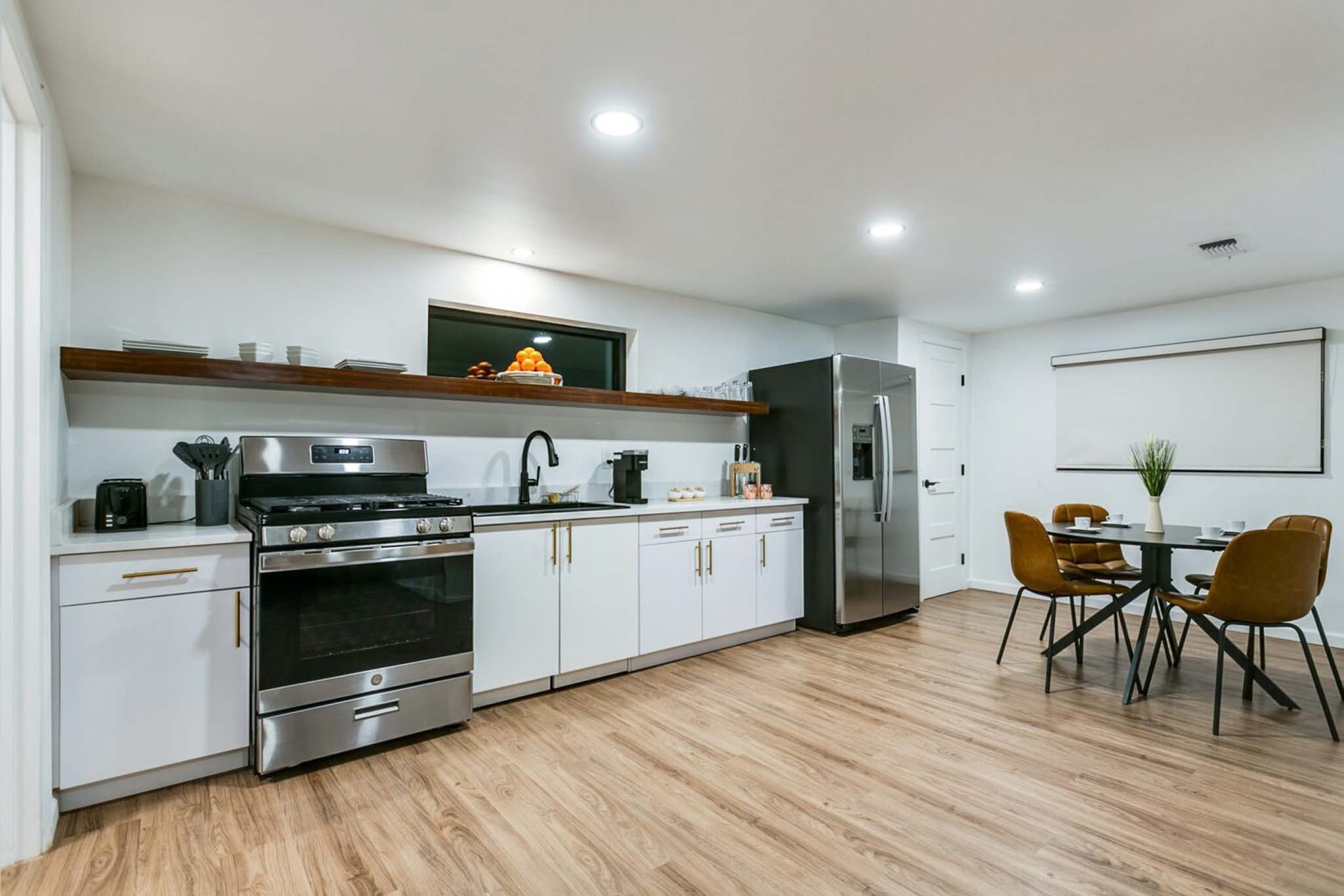 One_Bed_Apartment-03_S