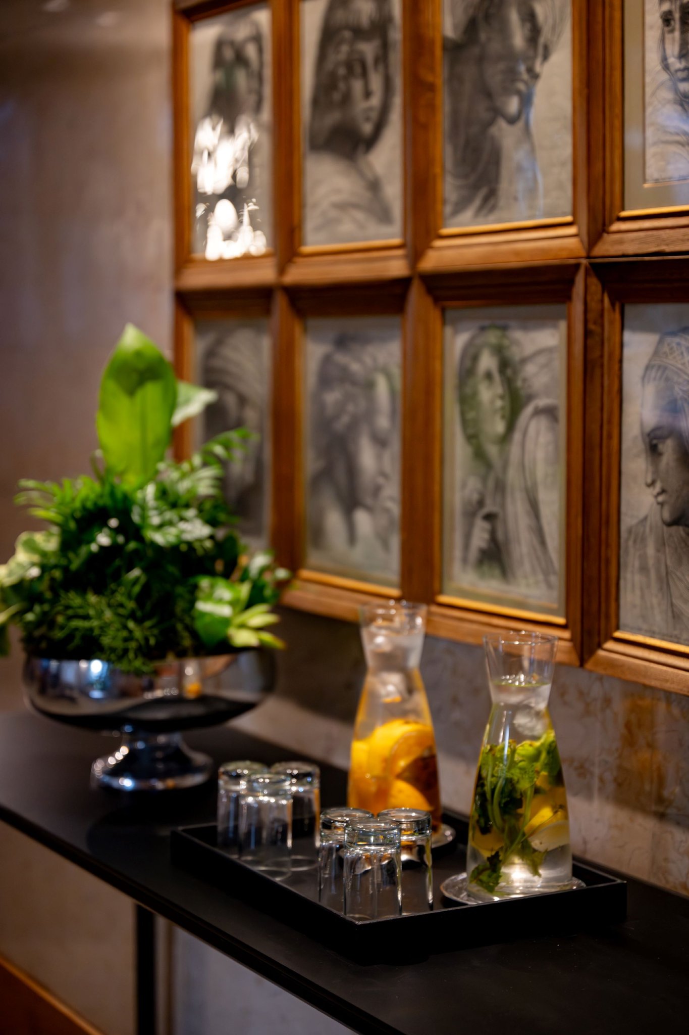 PxnqjPYxpU6D7ewuziCGUg_lounge_S