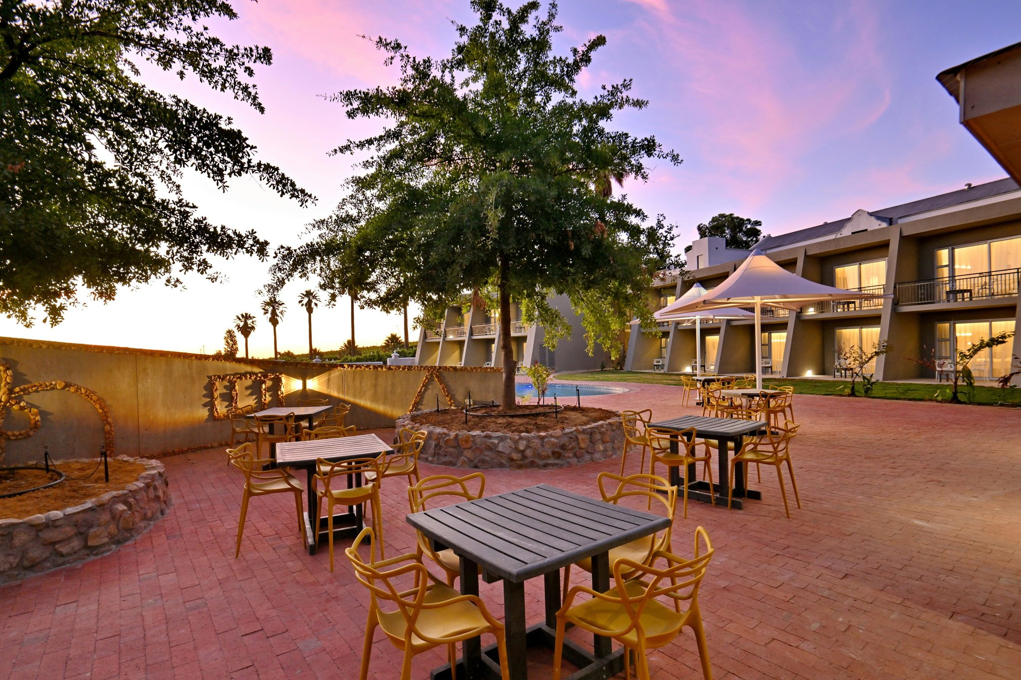 mqyPnzYchkmj0JuT5NlOtA_Terrace_S