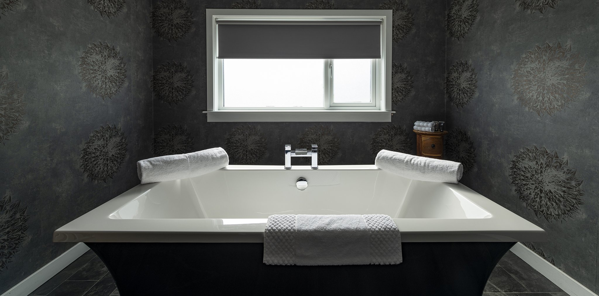 Cottage_Feature_Bath_S