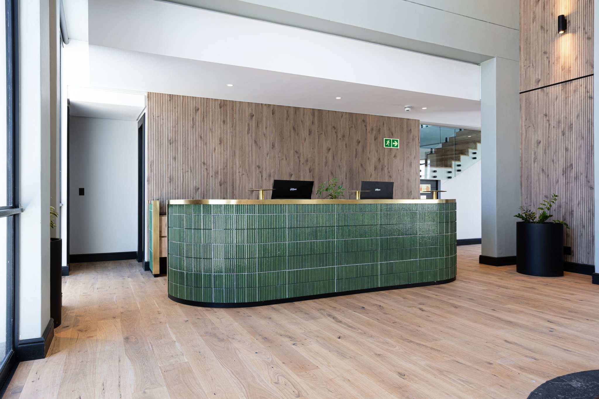 Monor_reception_lobby_(4)_S