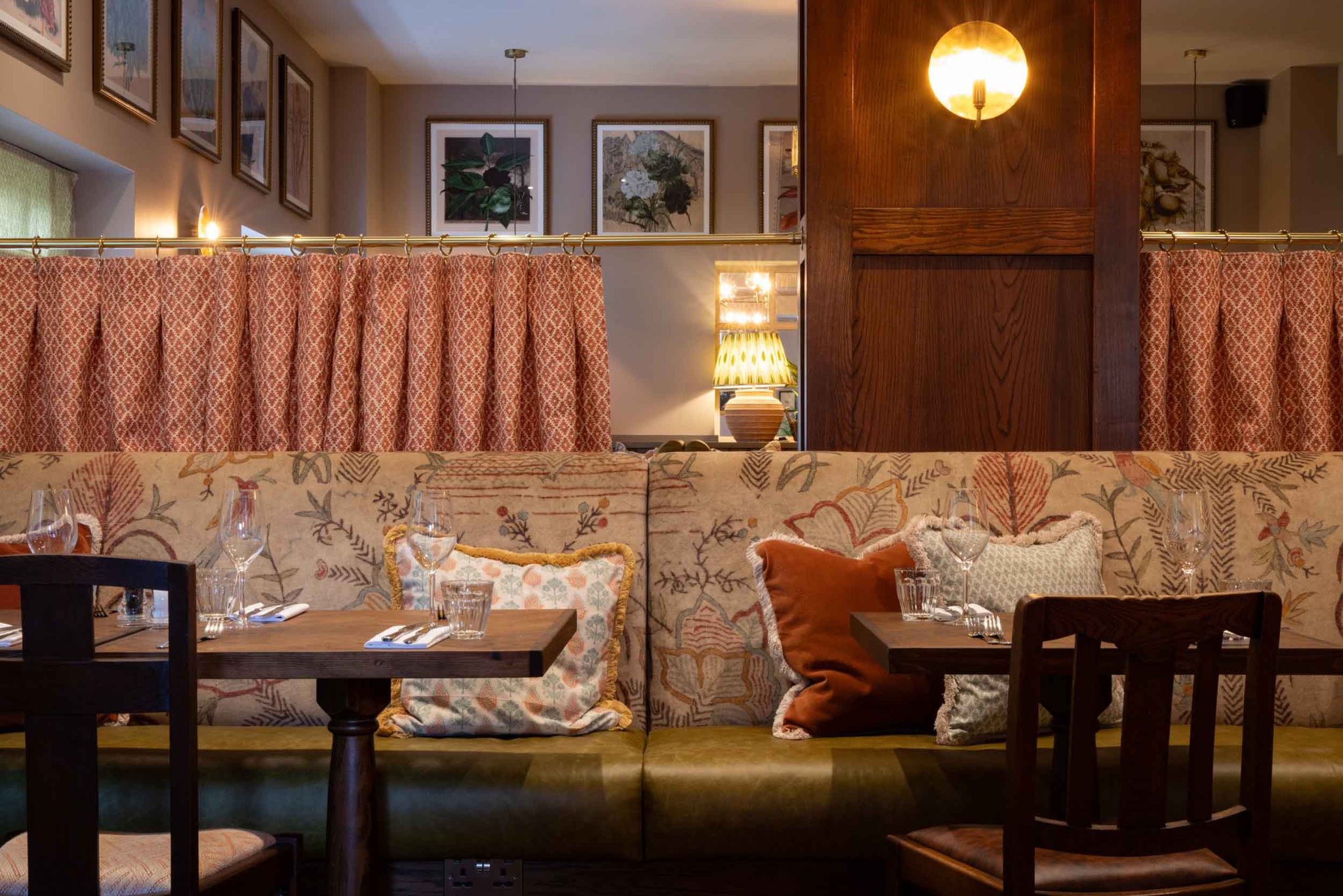 the-ragged-robin-godalming-bar-restaurant-083_S