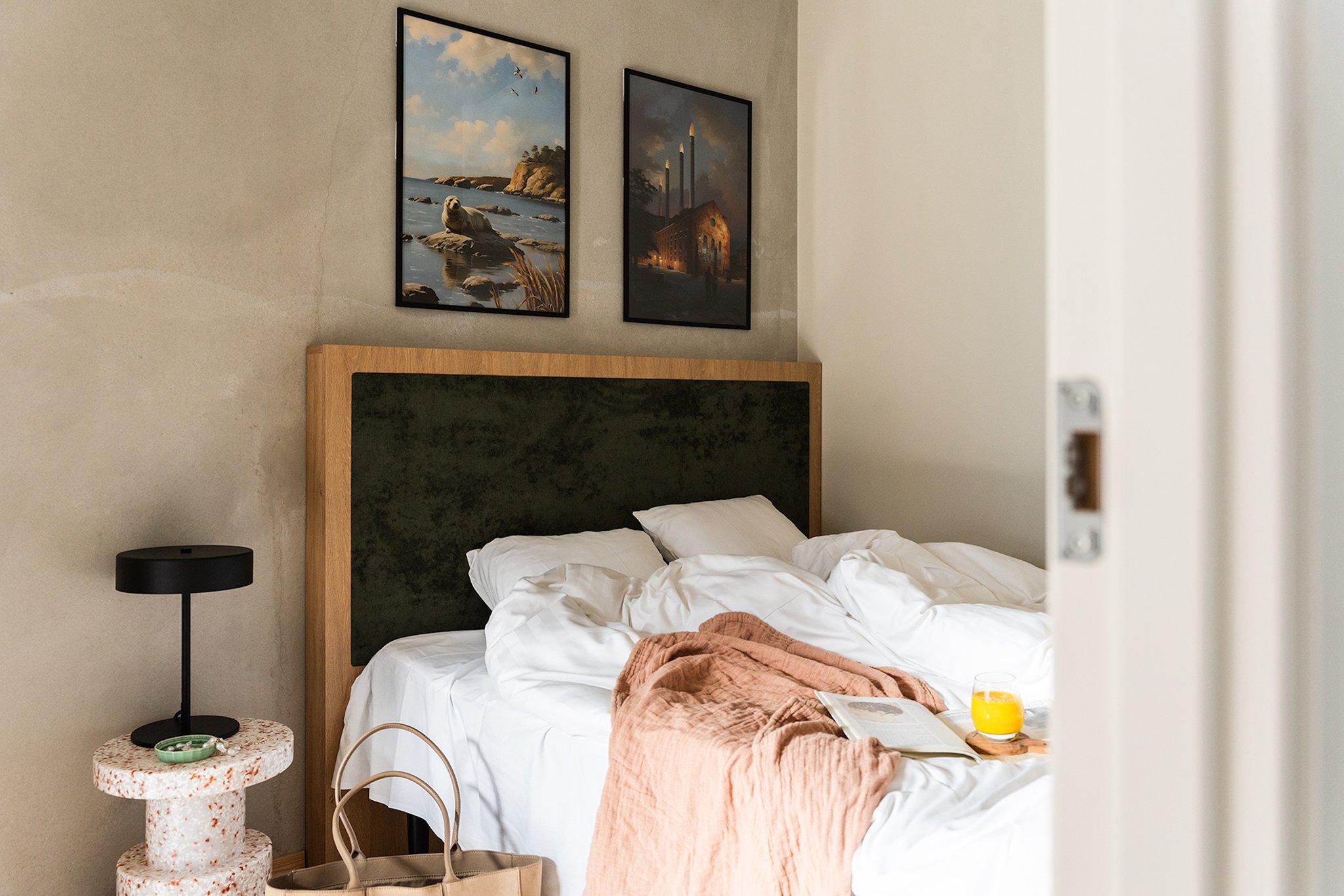 Two__Bedroom_Apartment-10_S