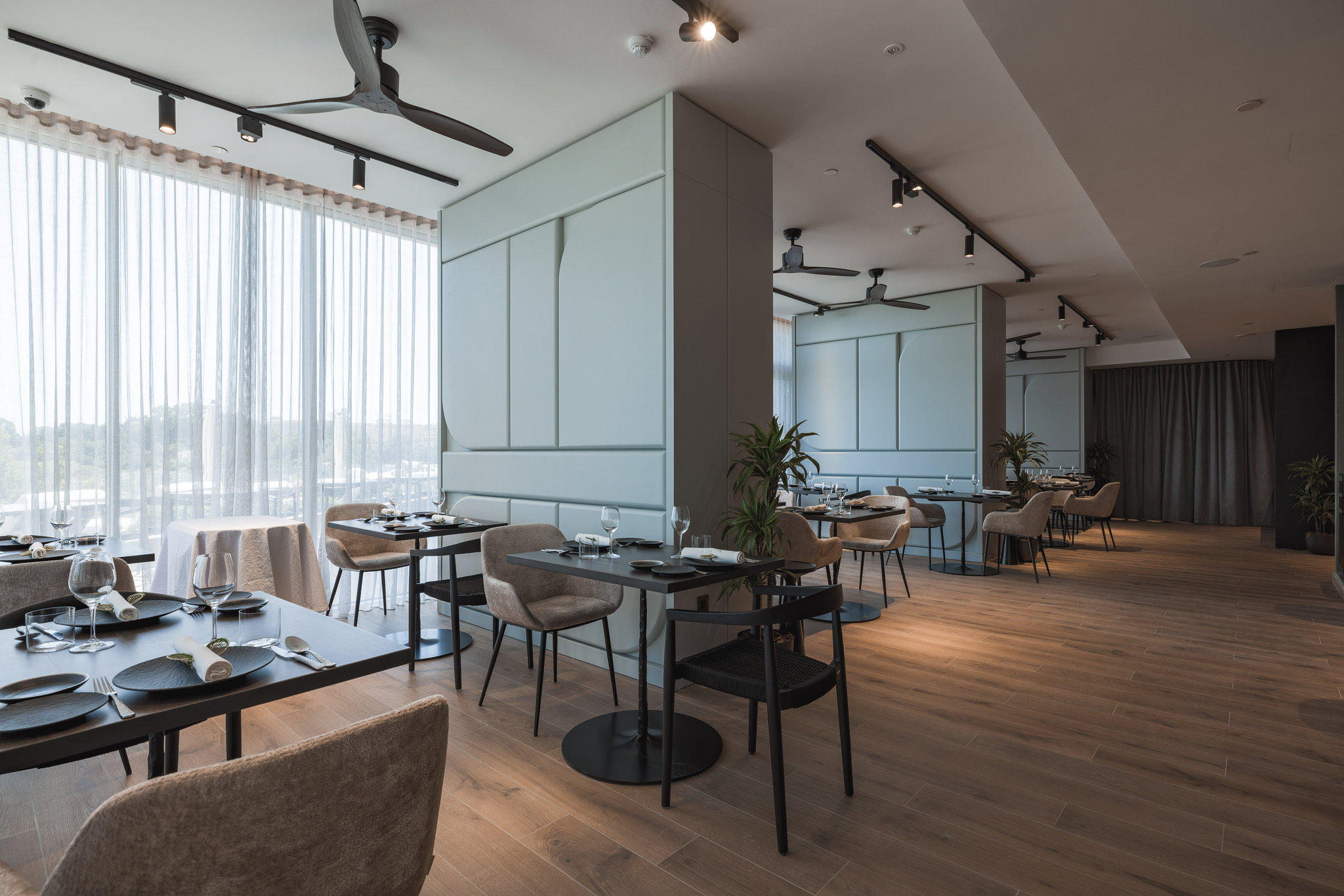 Verdala_Wellness_Hotel_-_Dining_-_The_Griffin_Brasserie_(_S