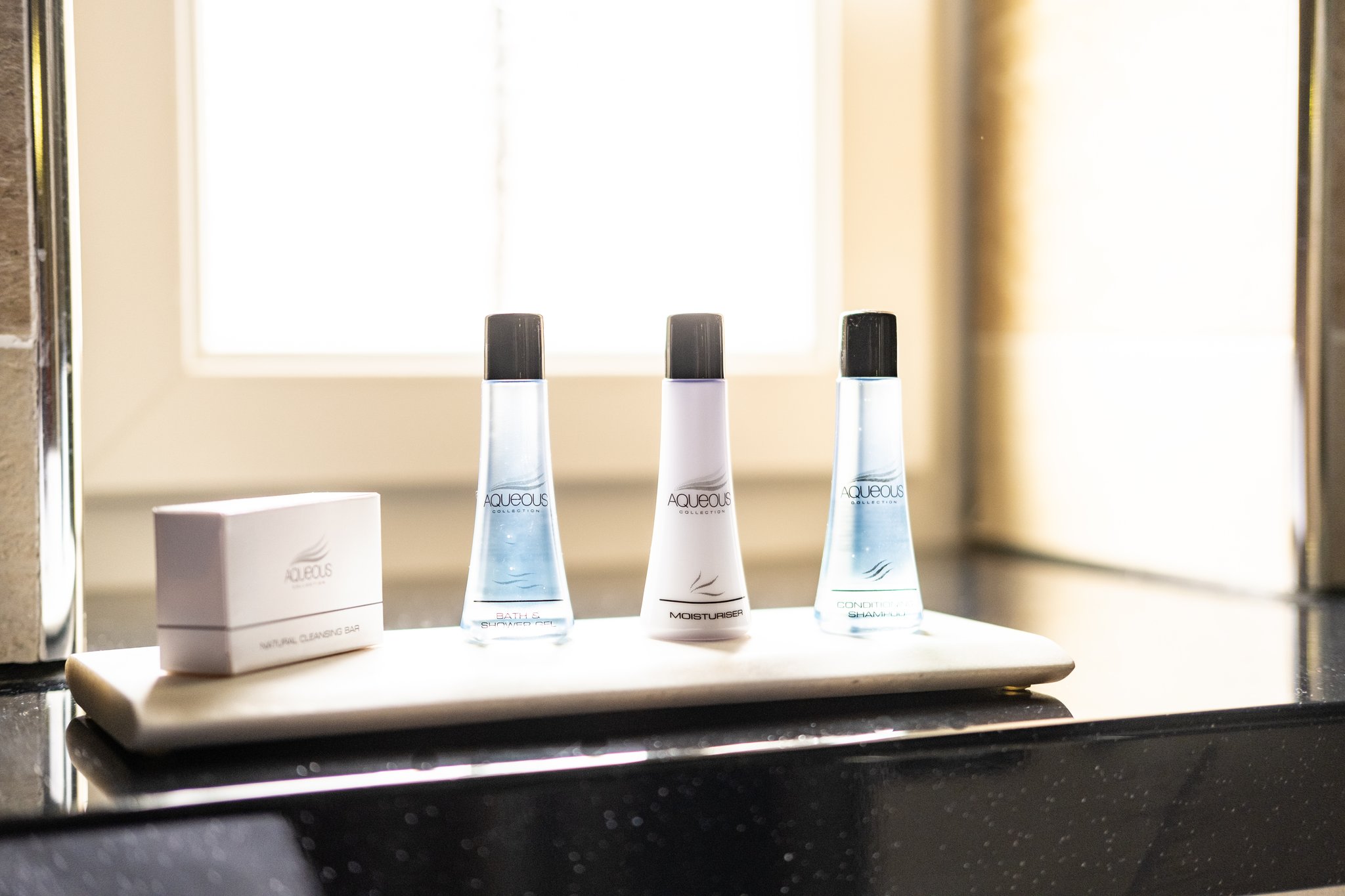 Bathroom_amenities-2_S