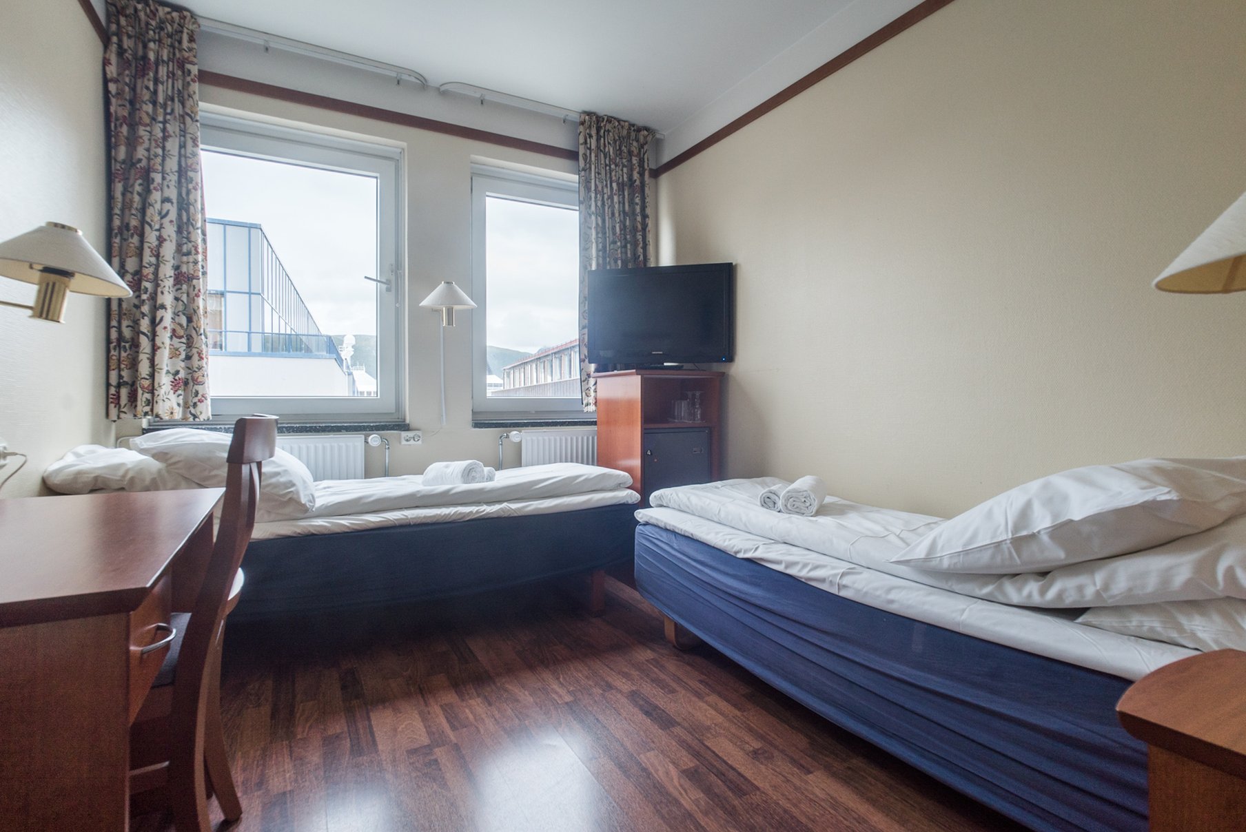 22862_standard-double-room-first-hotel-amalie-tromso-DSC0_S