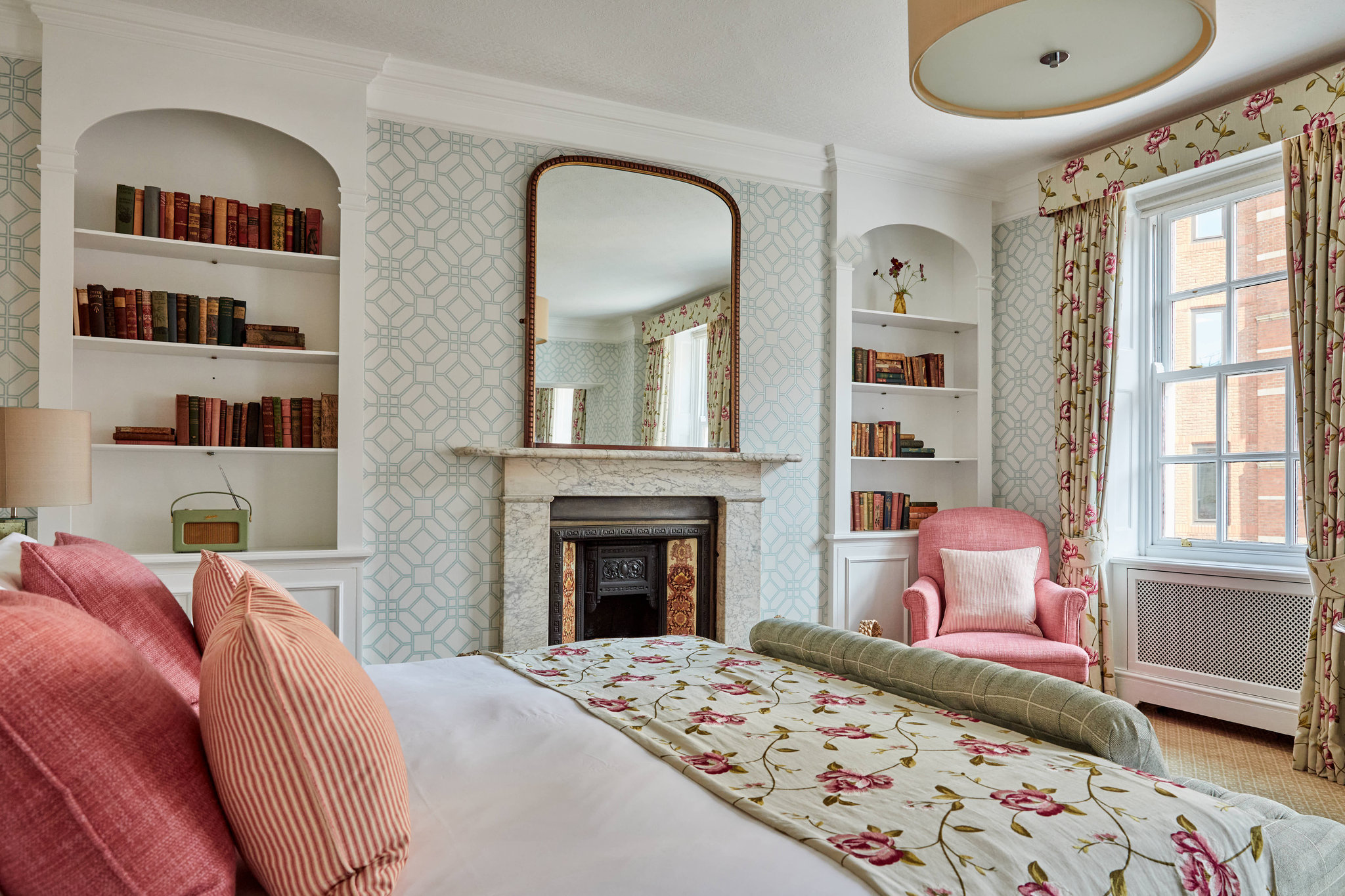 4ff9pNI0eWFluBwf3jjQ_Junior_Suite-2_S