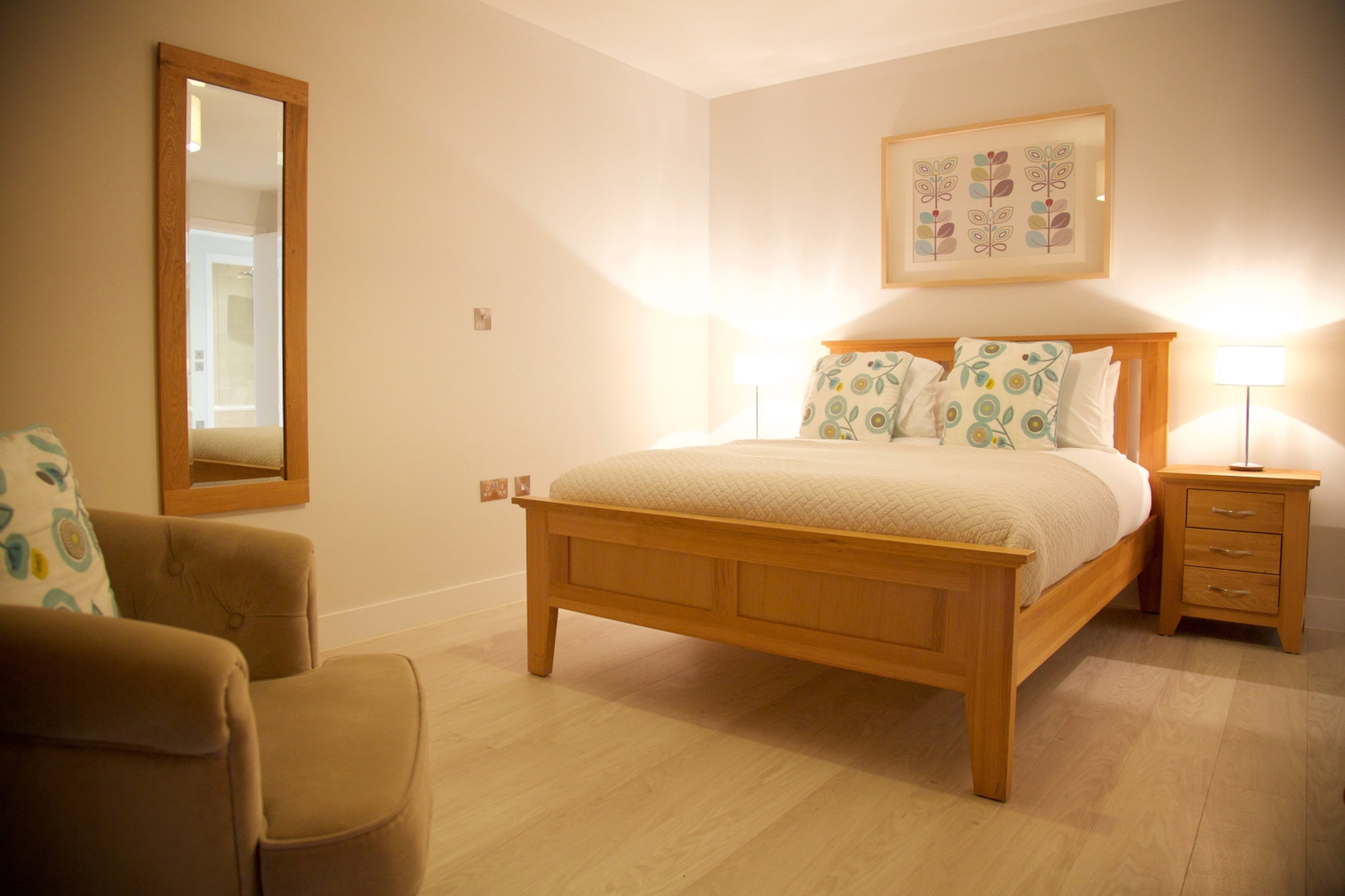 Two_bedroom_deluxe_aparment_(2)_S