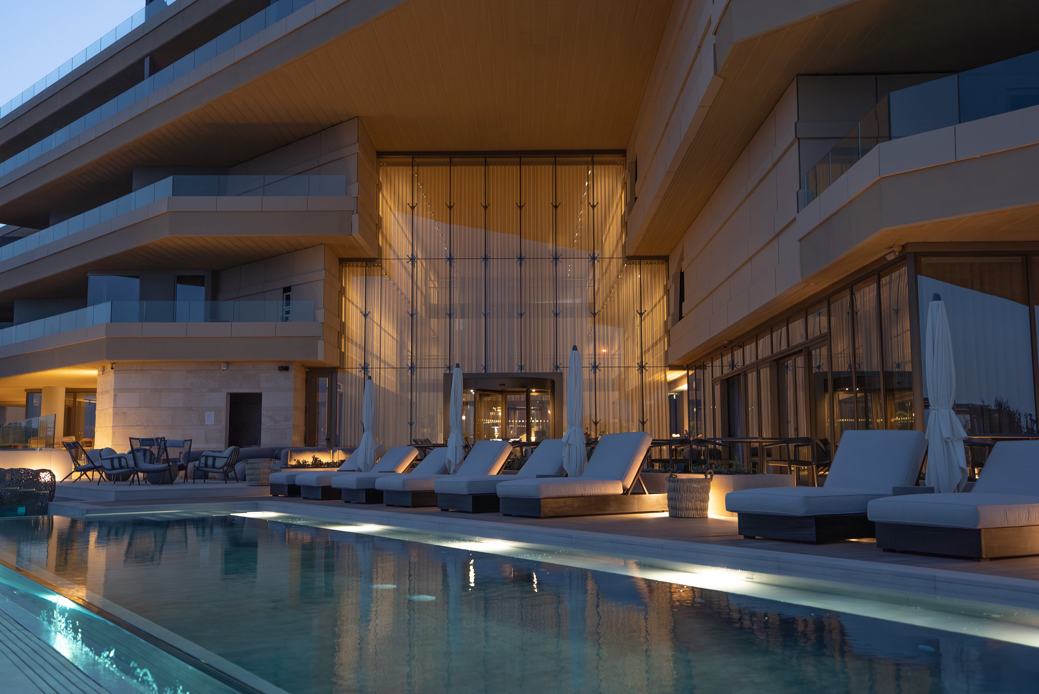 Verdala_Wellness_Hotel_-_Facilities_-_Outdoor_Pool_and_Po_S