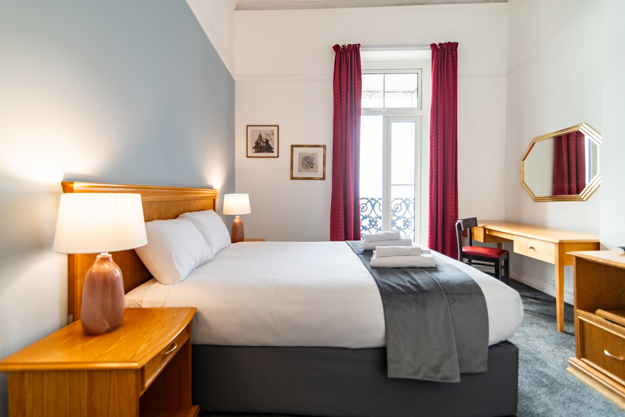 Double_Room_with_Balcony-03_S