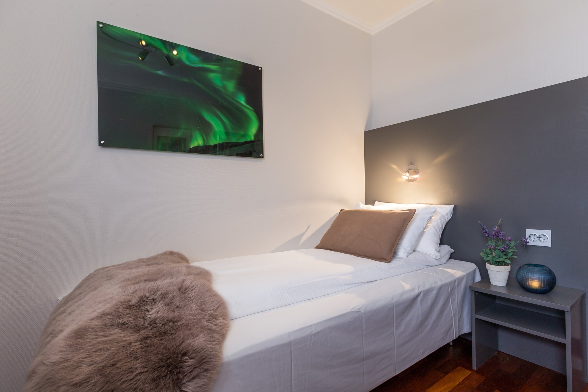 22933_single-room-enter-viking-apartments-tromso-3._S