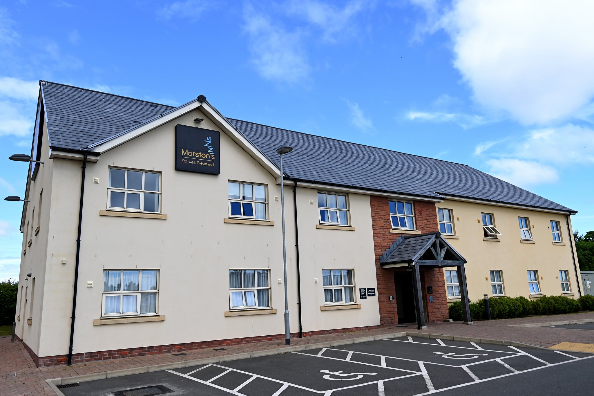 GO7Zmarfv0akgLfWOPO9w_Exterior_S