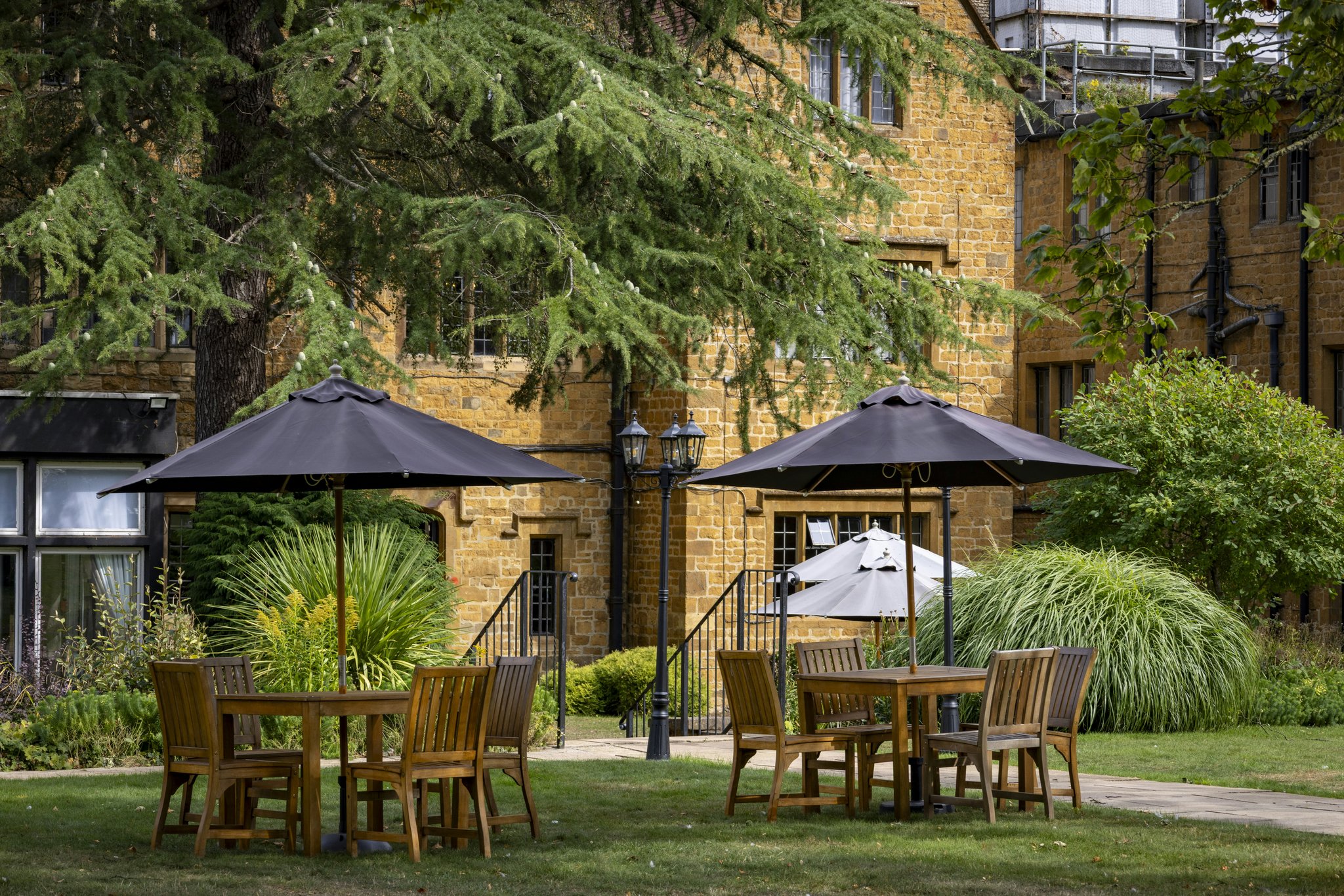 Axc6GNuRkCvPvrxvKD0wQ_Gardens_(6)_S