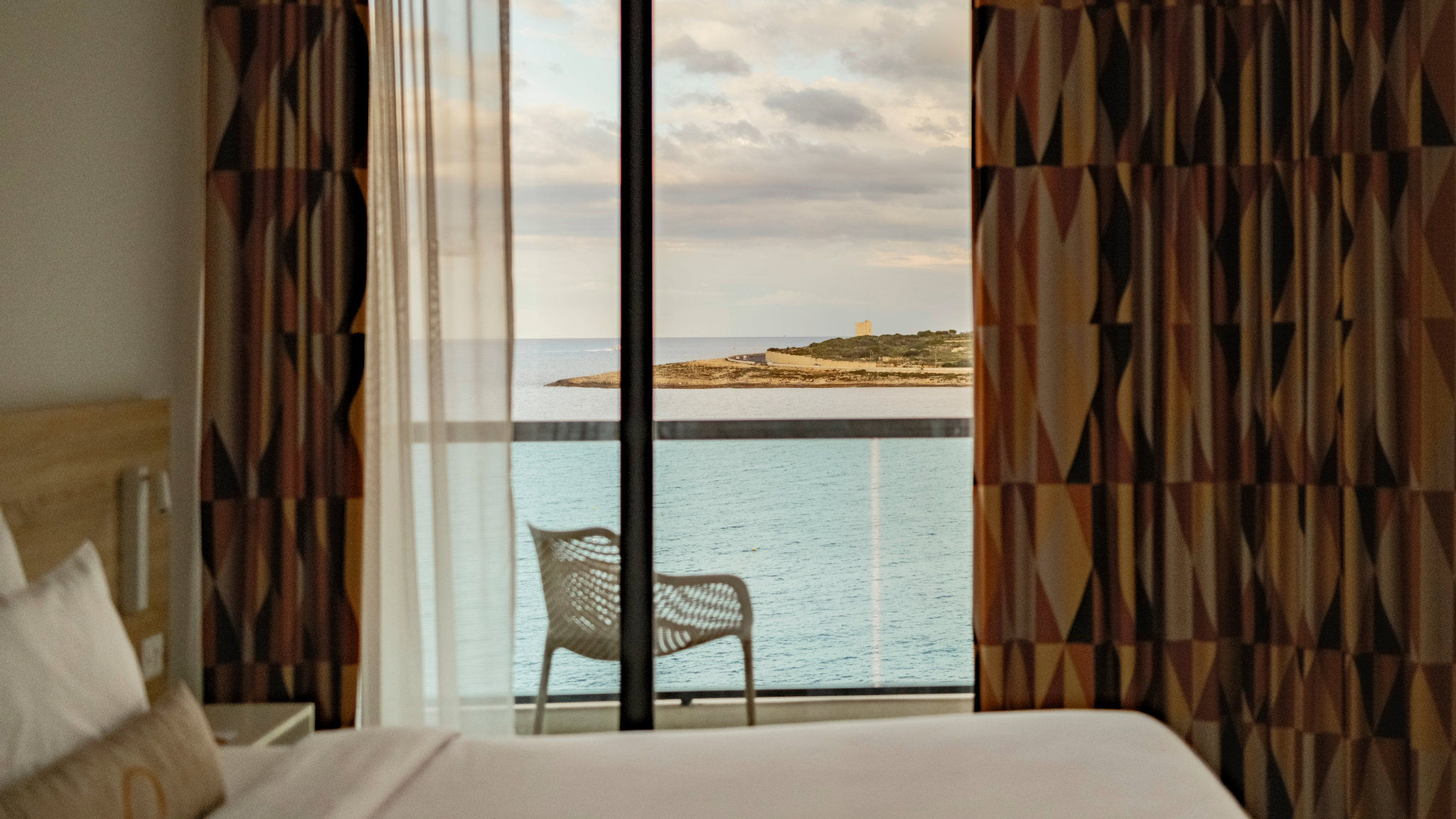 AX_ODYCY_-_Rooms_-_Quad_Room_Sea_View_(2)_S