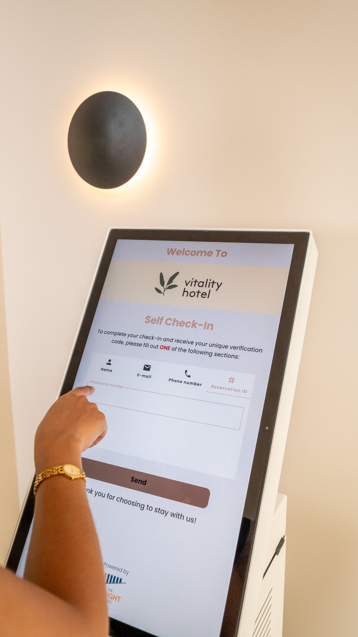 SelfCheckInKiosk_(4)_S