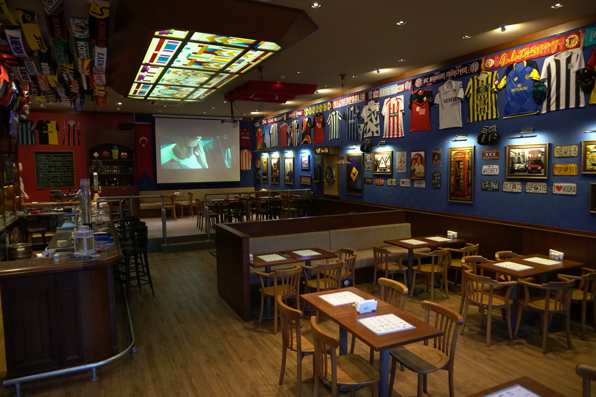 The_Pub_Sports_Bar4_S