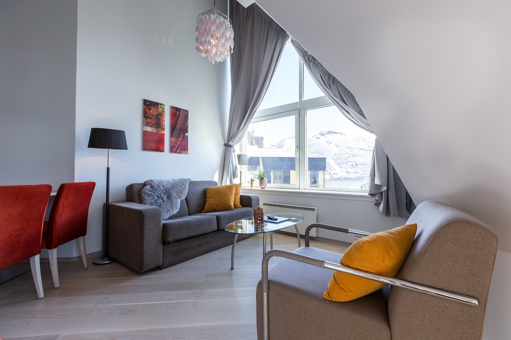 22716_deluxe-suite-one-bedroom-first-hotel-city-tromso_00_S