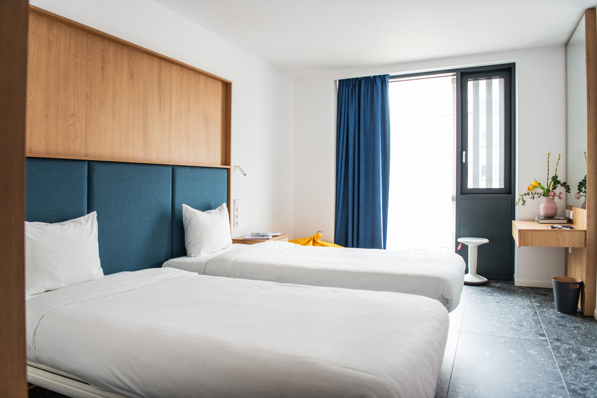 AtRq5nItk0qW2r296h60Cw_Twin_Room__S