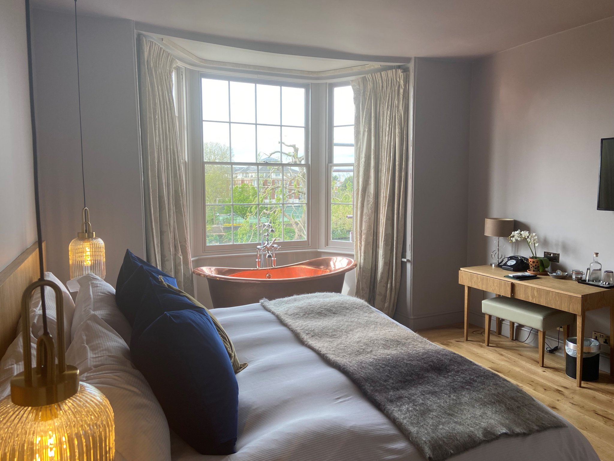 Large_River_-_Callirrhoe_2_S