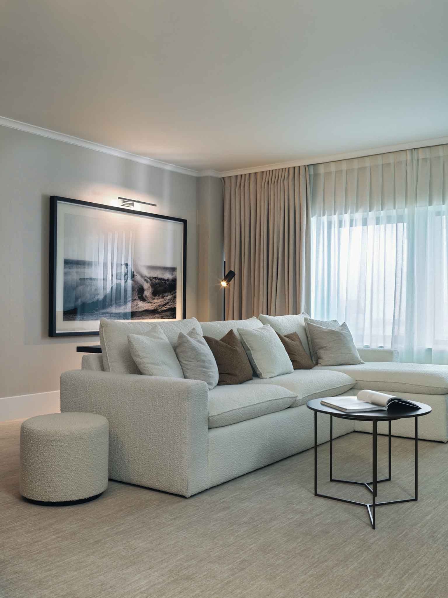 YBHqmKrhd0KUPfGen94jNw_Executive_Suite-01_S