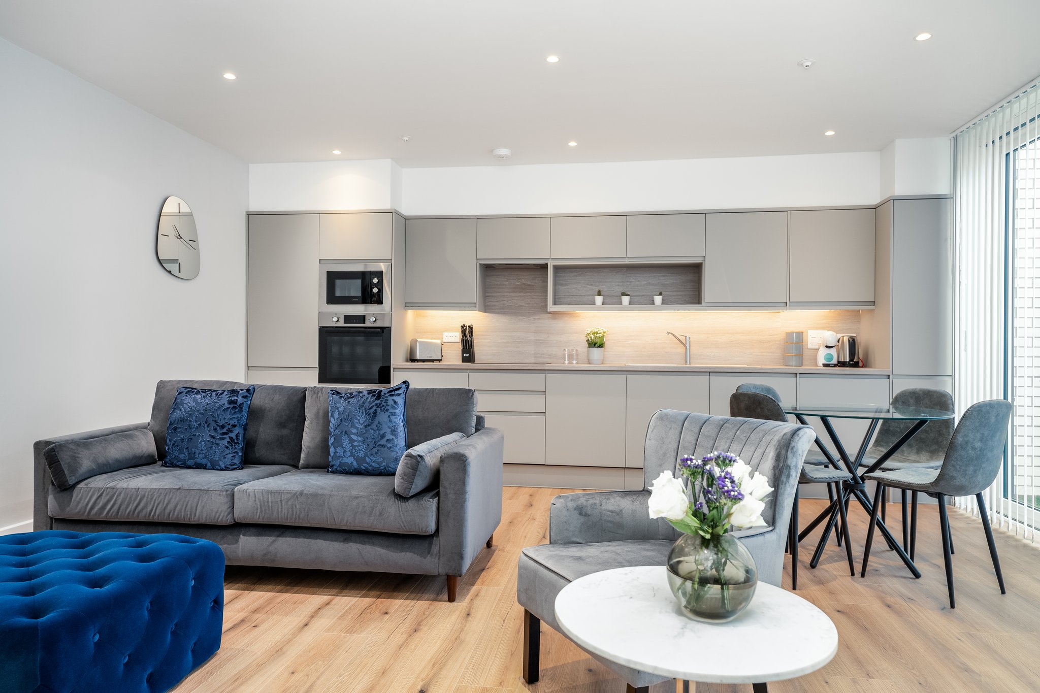 One_Bedroom_apartment-living_room_S