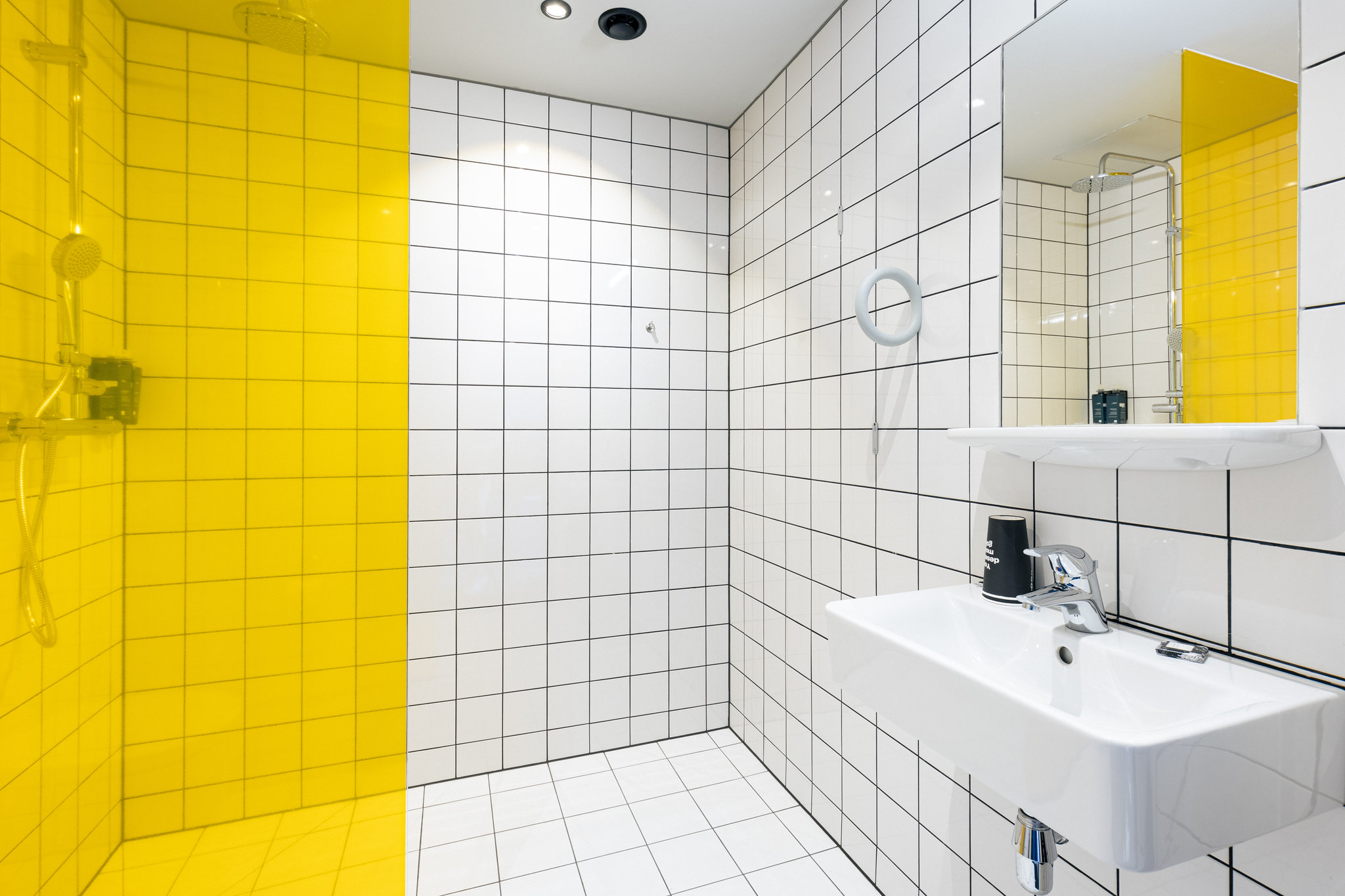 TheSocialHub_Vienna_Interior_HotelRoom_RetroRoom-12_S