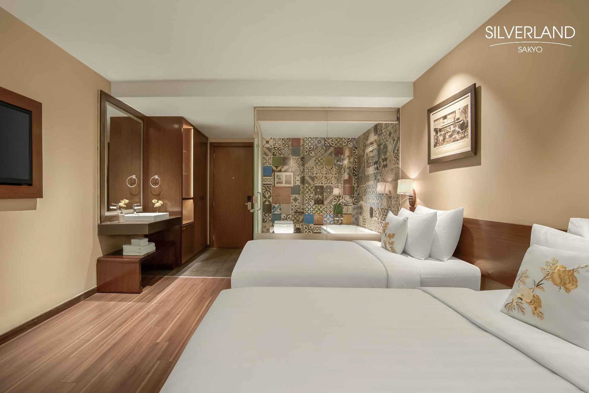 Serene_Standard_(2)_S