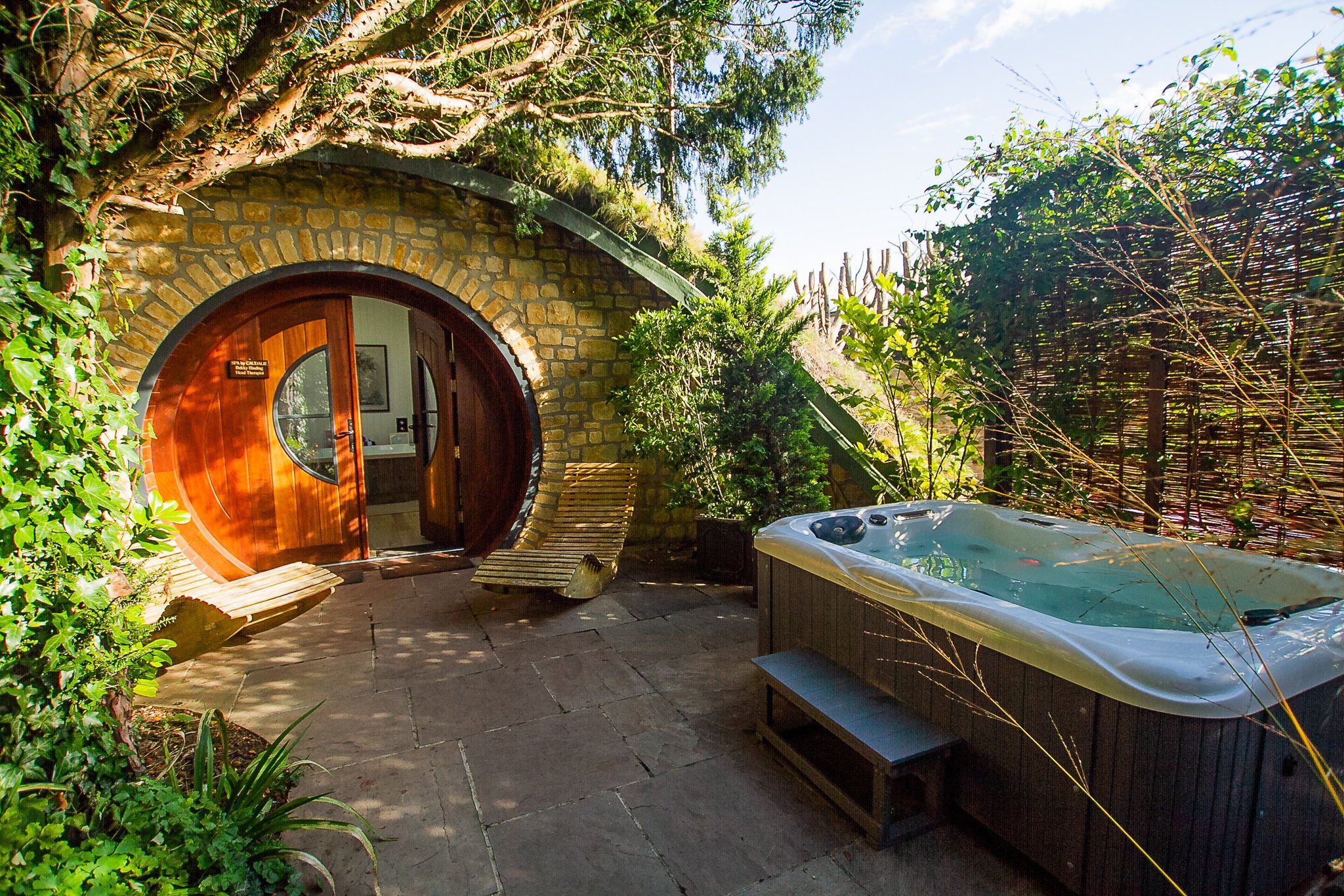 71p6yInkG8lZYRNRKtNQ_Eastbury_Boutique_Spa_S