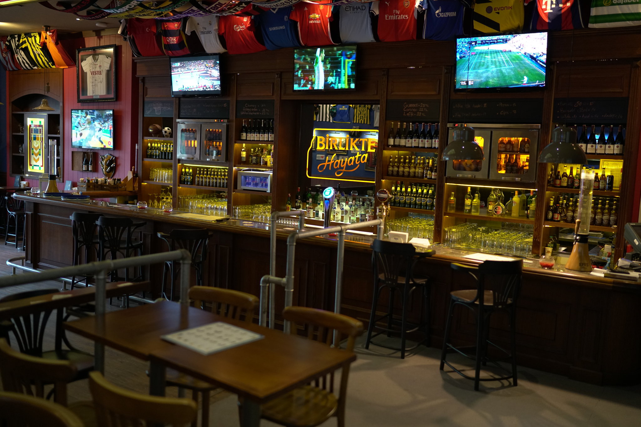 The_Pub_Sports_Bar7_S