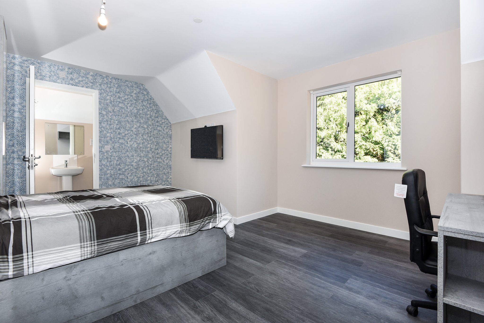 Three_Bed_Apartment3_S