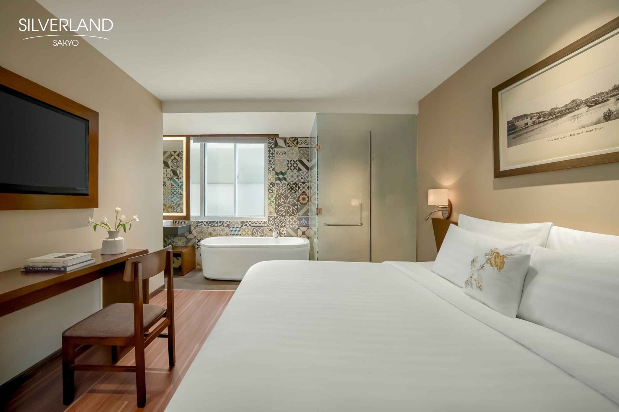 Solace_Premier_(2)_S