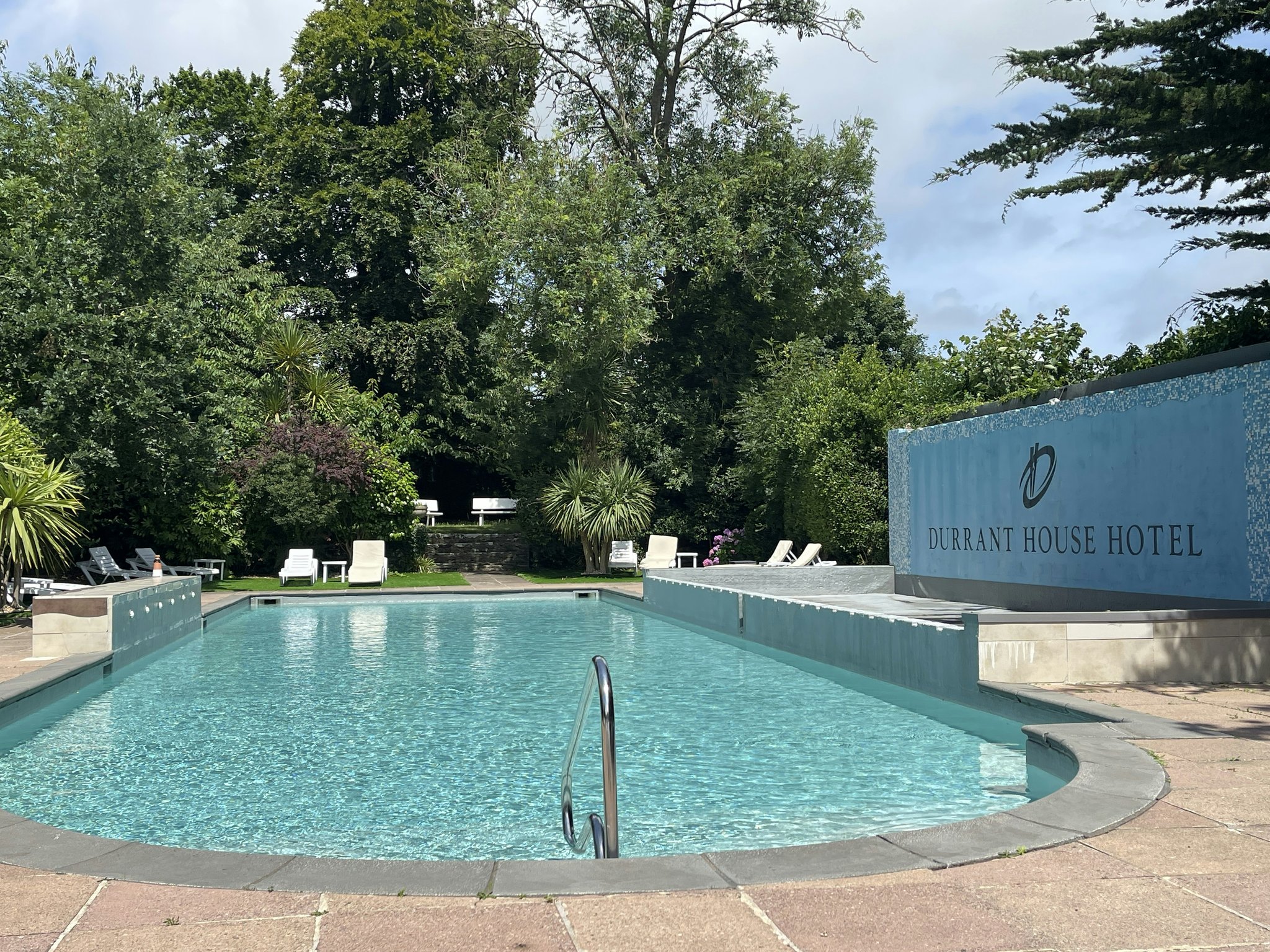 LjlHeNdPlU6SZjpbrsaZ2Q_Pool-1_S