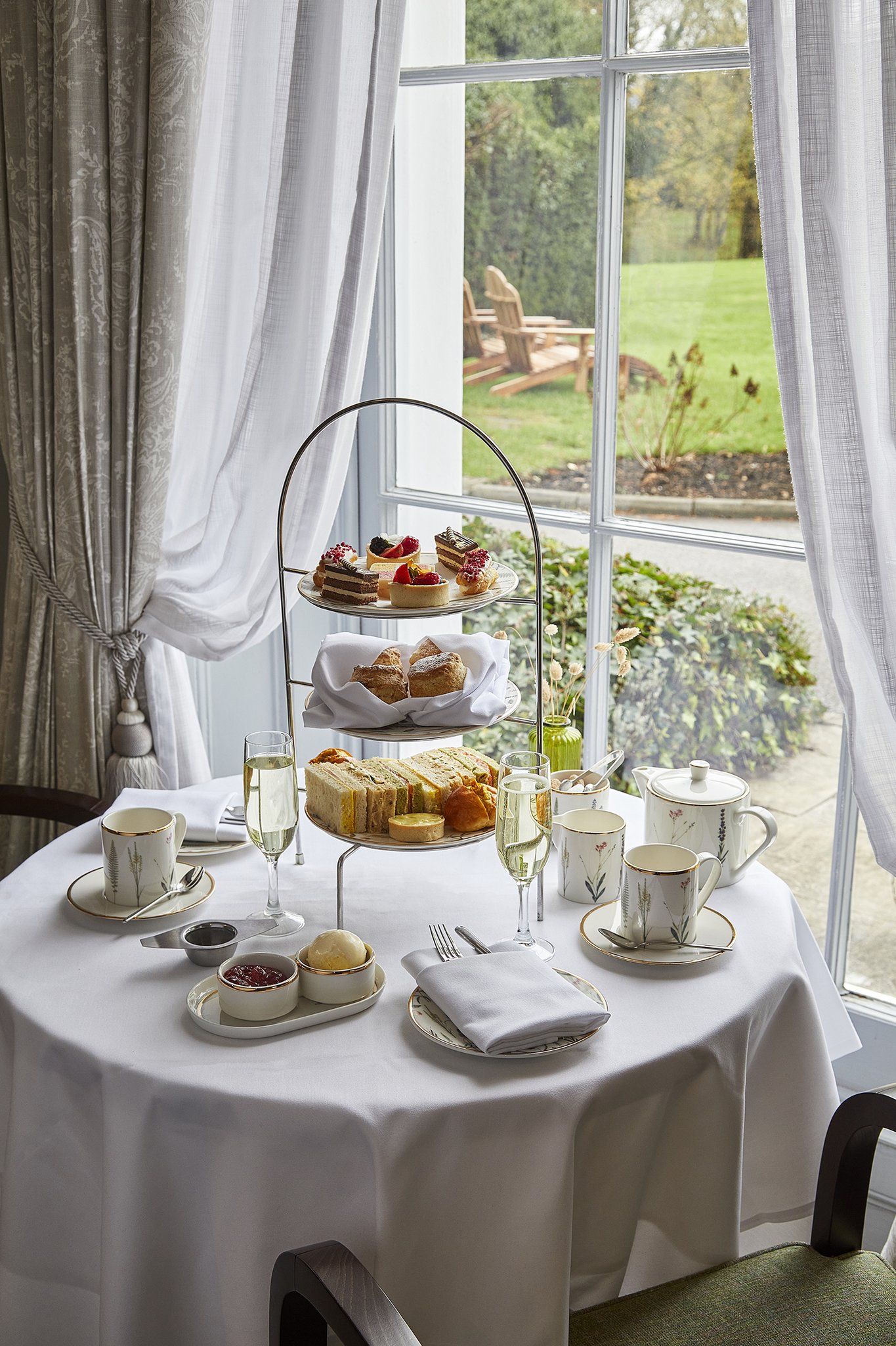 24_11_27_Burnham_Beeches_Afternnon_Tea_043_LR_S