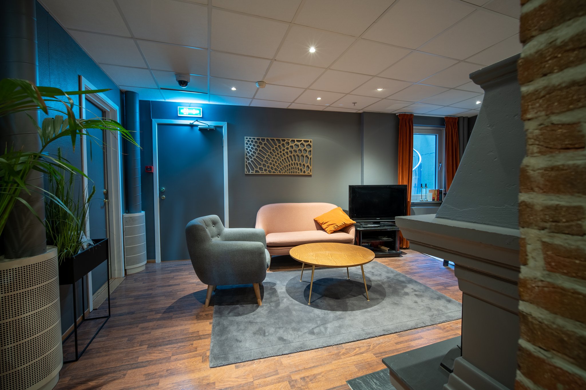 22802_lobby-first-hotel-amalie-tromso-DSC09025-HDR_S