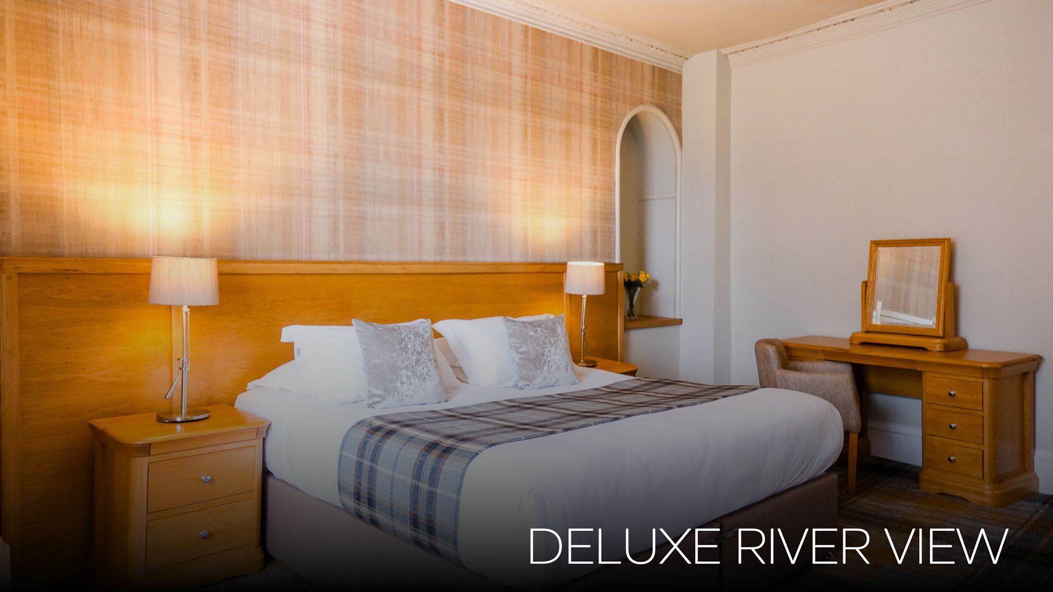 Deluxe_river_view6_S