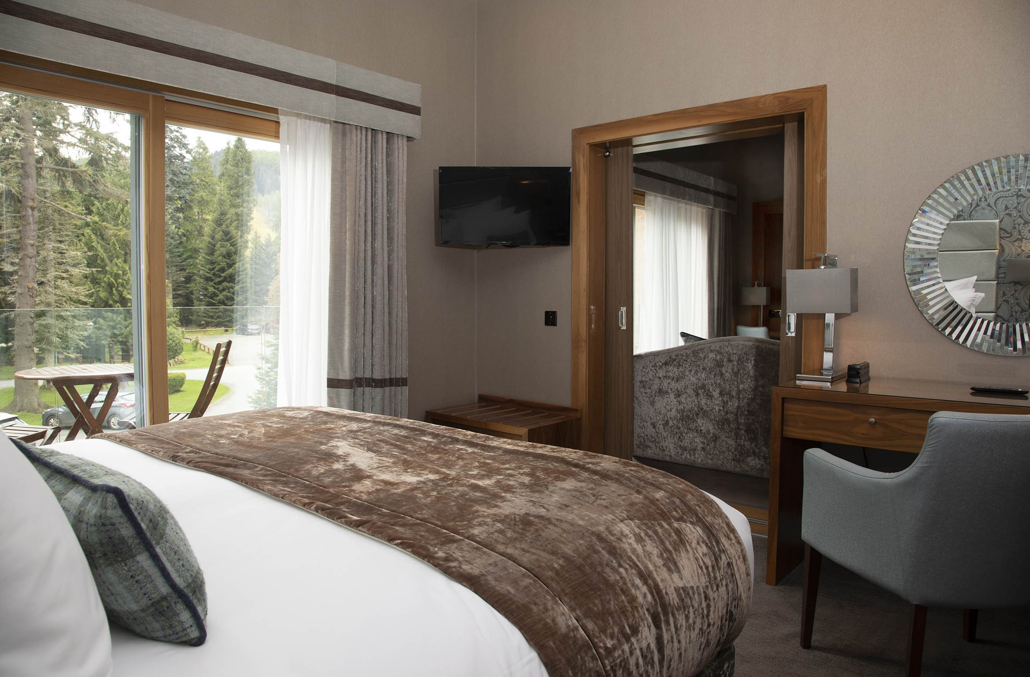 Woodland_Suite_(6)_S