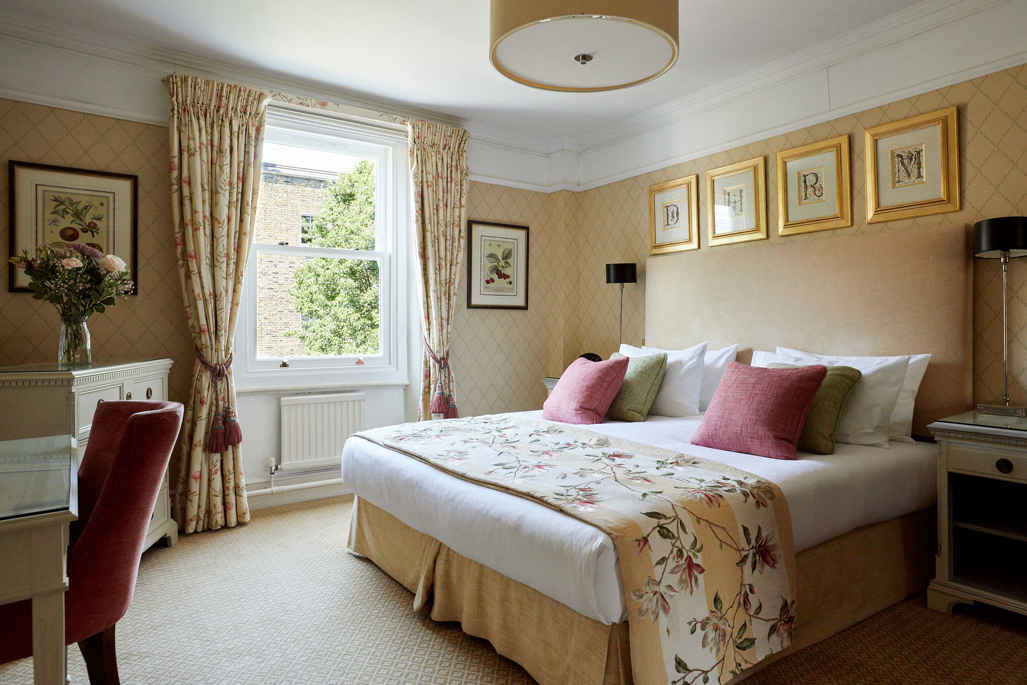 Double_or_Twin_Suite-00_S