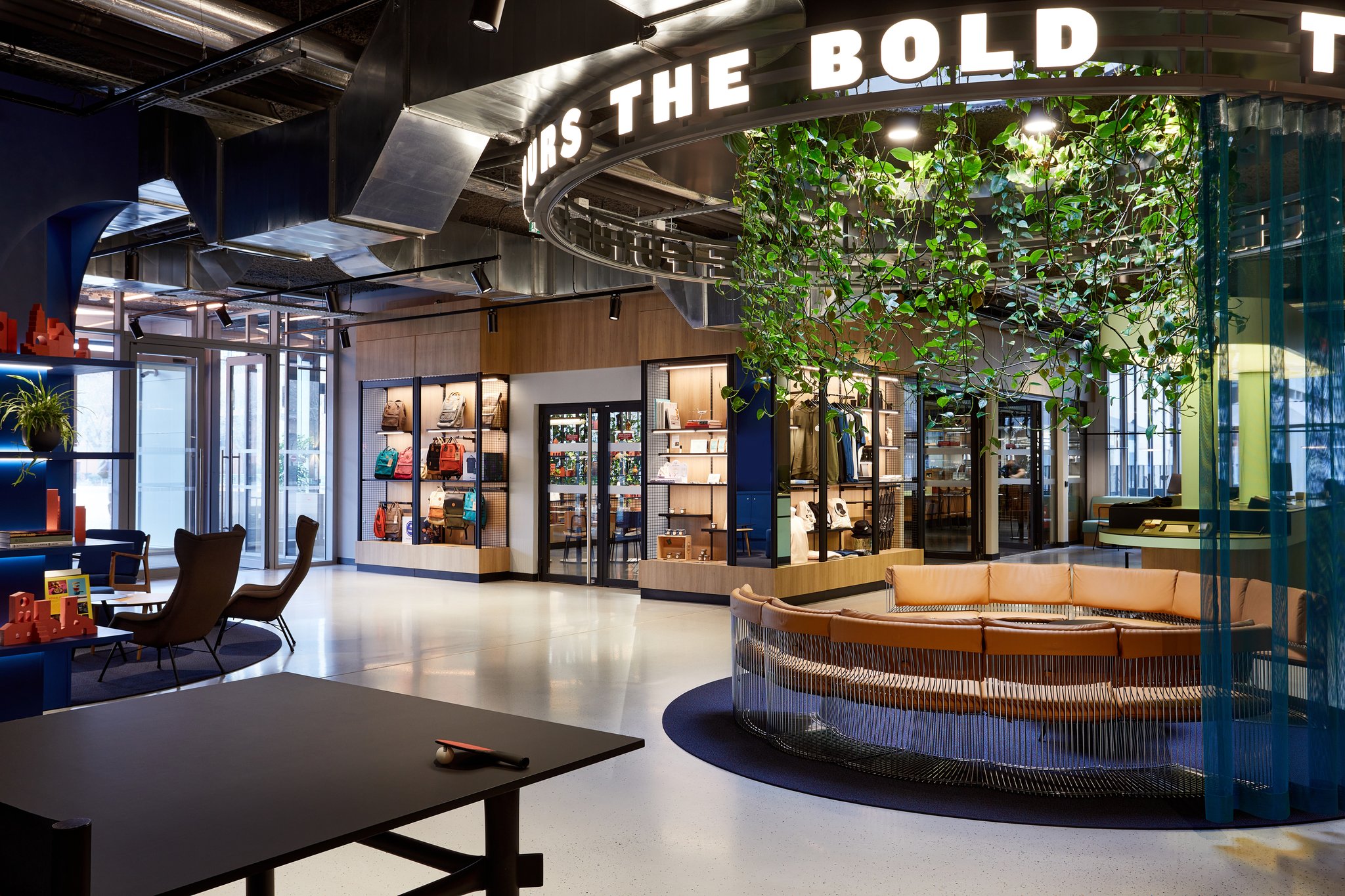 TheSocialHub_Toulouse_Interior_Lobby_CheckIn_2023_003_S