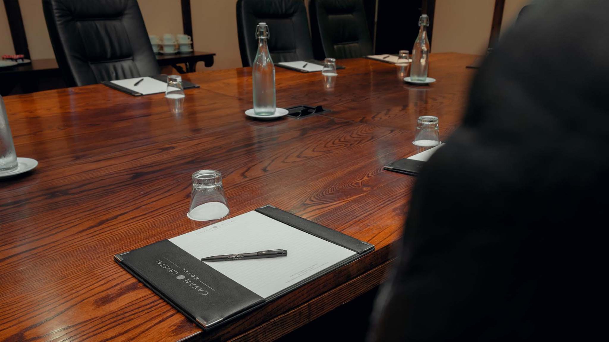 Boardroom_1_S
