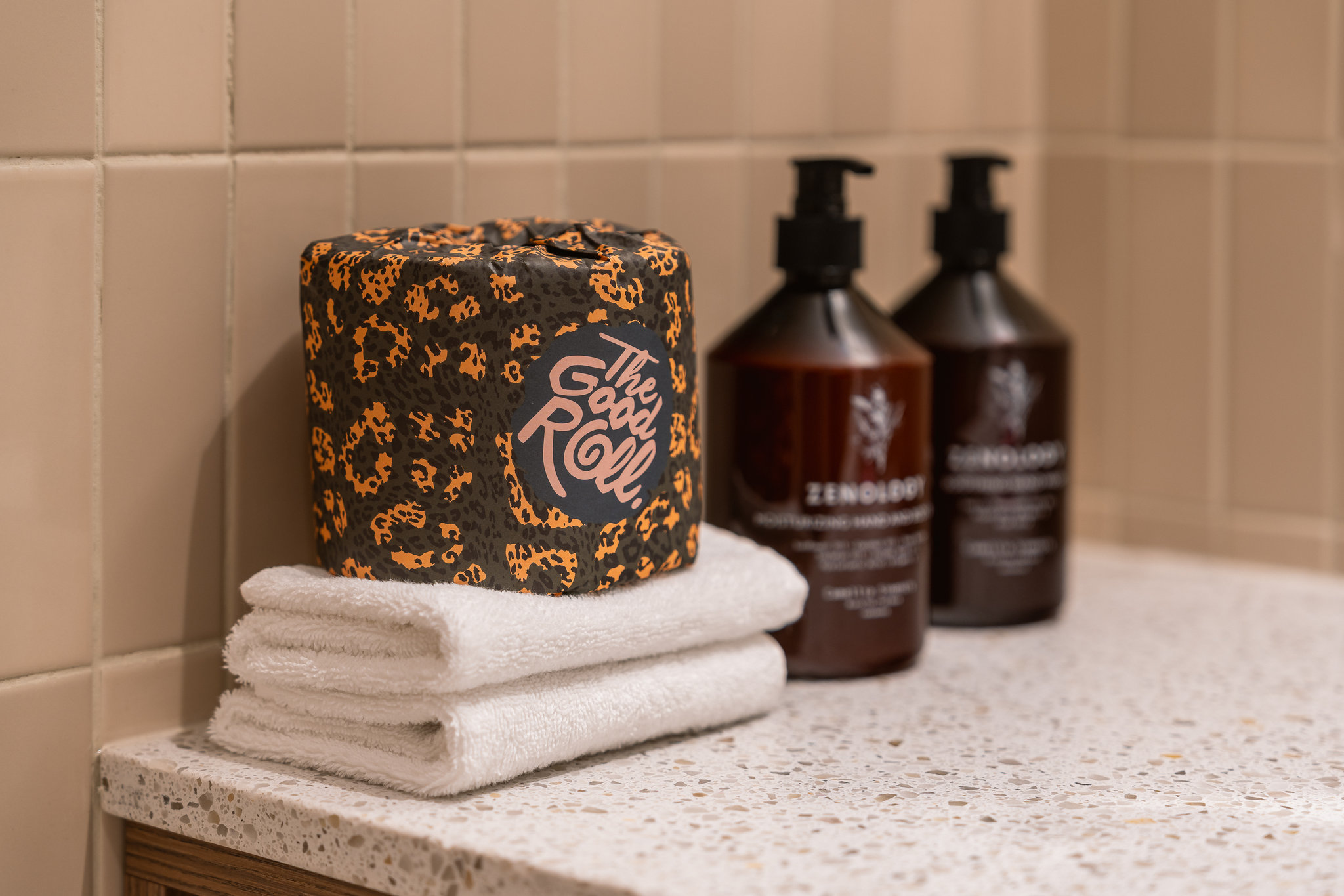 tST8TzwVgUWz6uWA6Aa4qA_Bathroom_Soap_And_Good_Roll_S