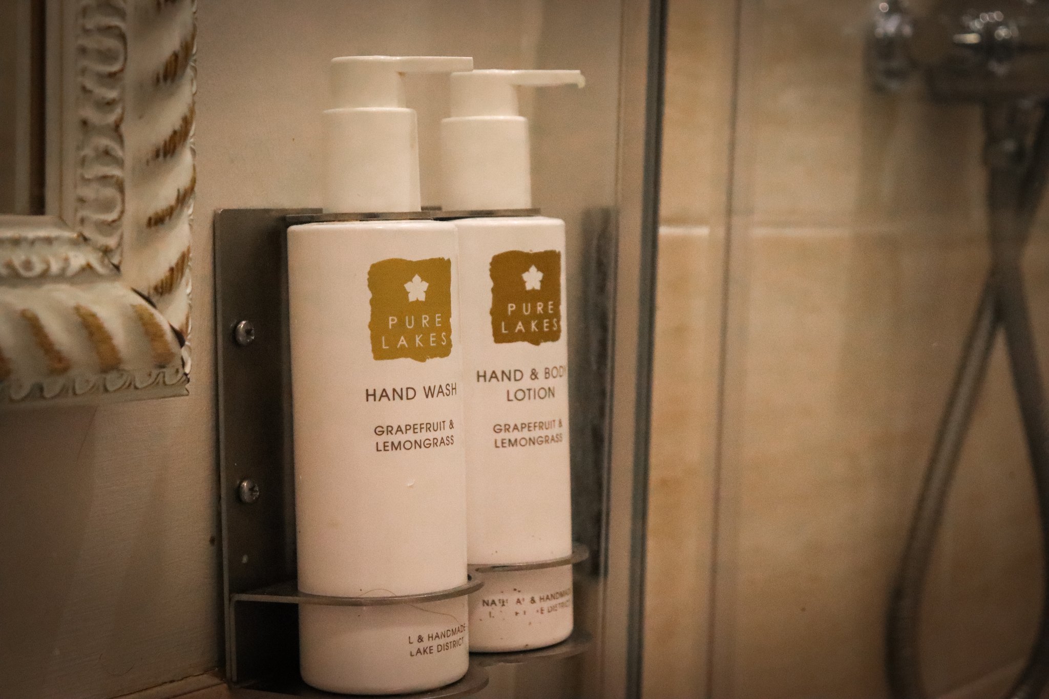 YEKUVMGNEOy8ZSwCH8ubw_Room_3_Bathroom-03_S