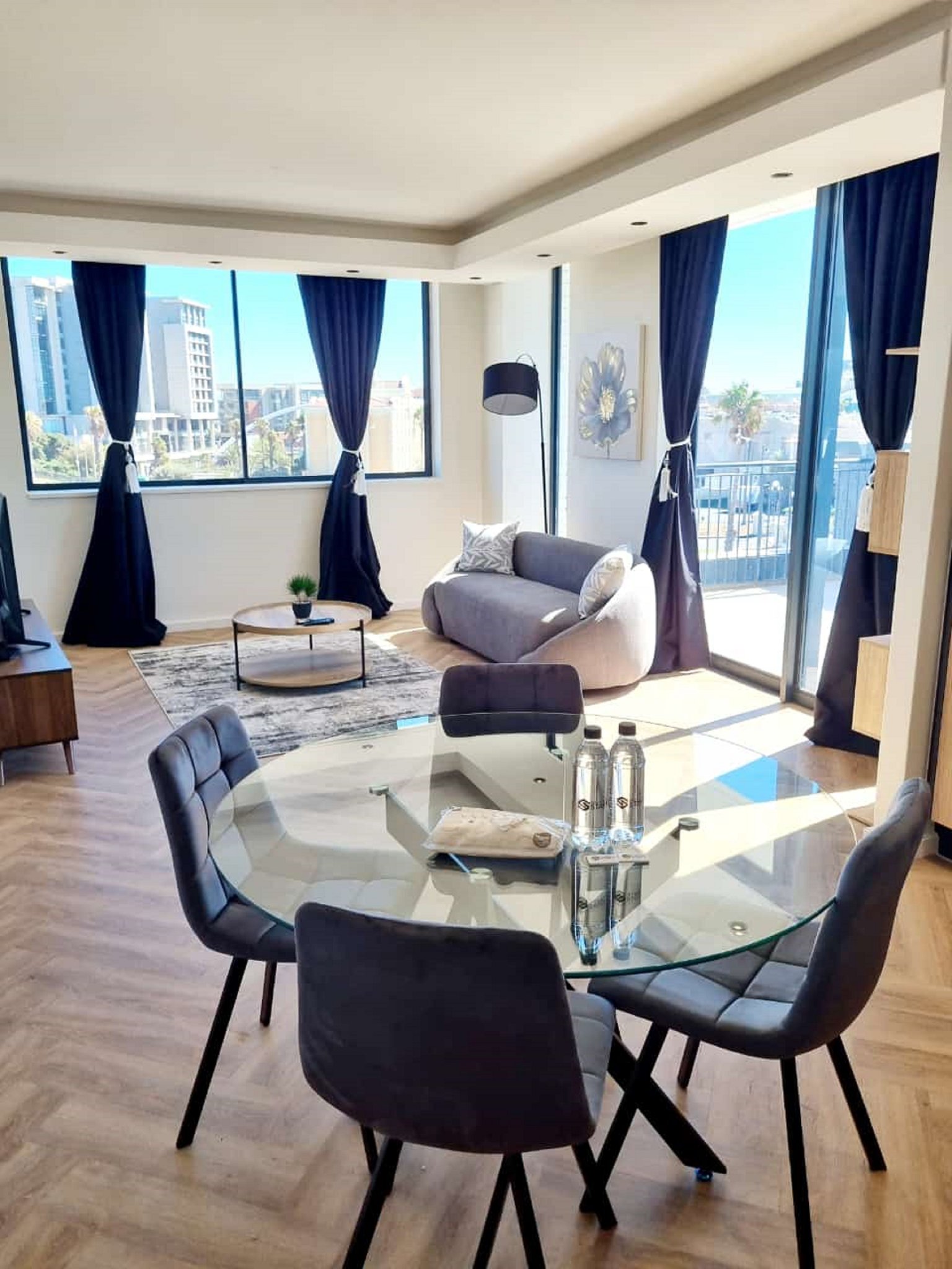 On_park_one_bedroom_-06_S