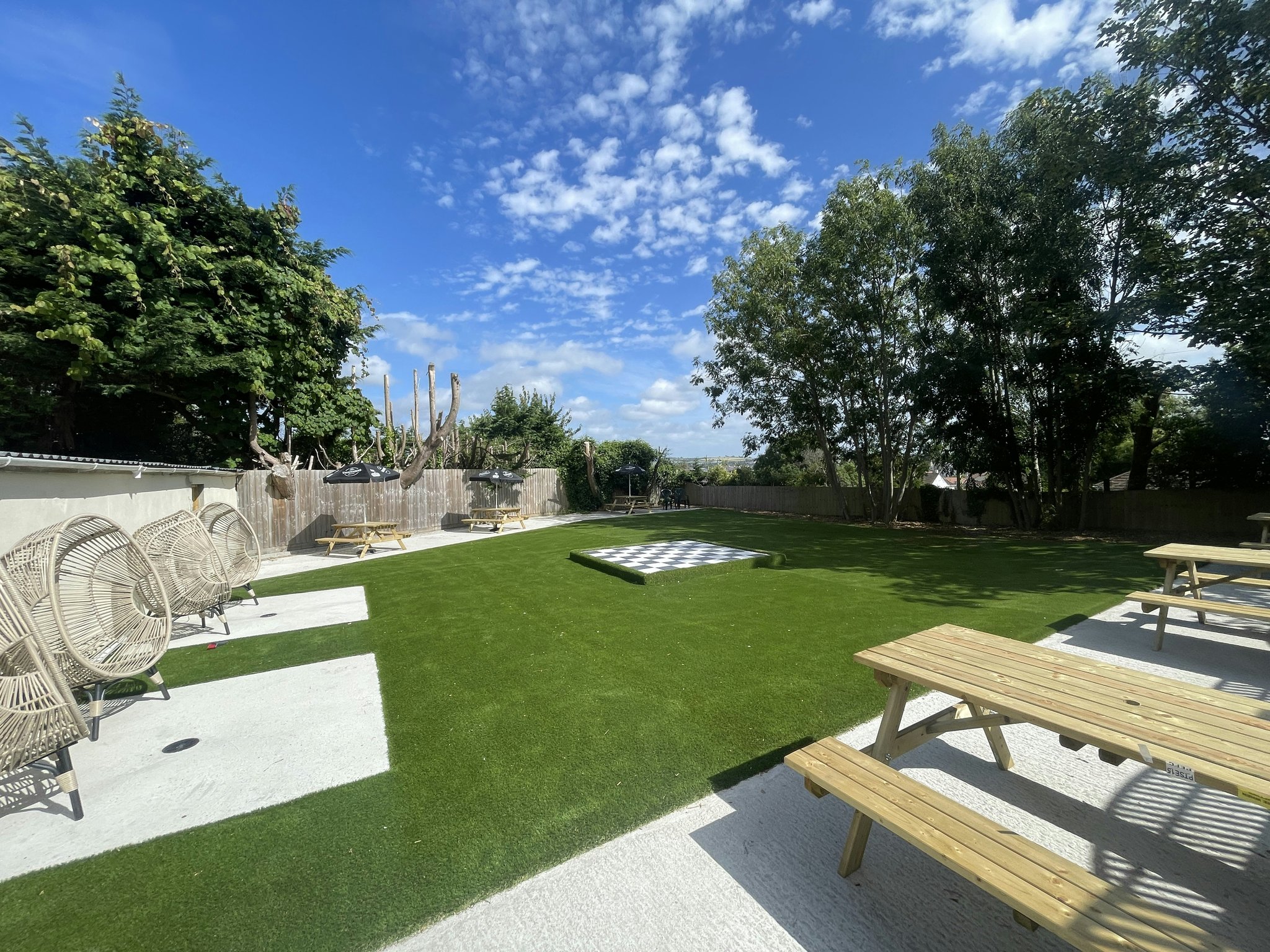 1GEg06SXaE2ea0oyPxpPsg_Garden-2_S