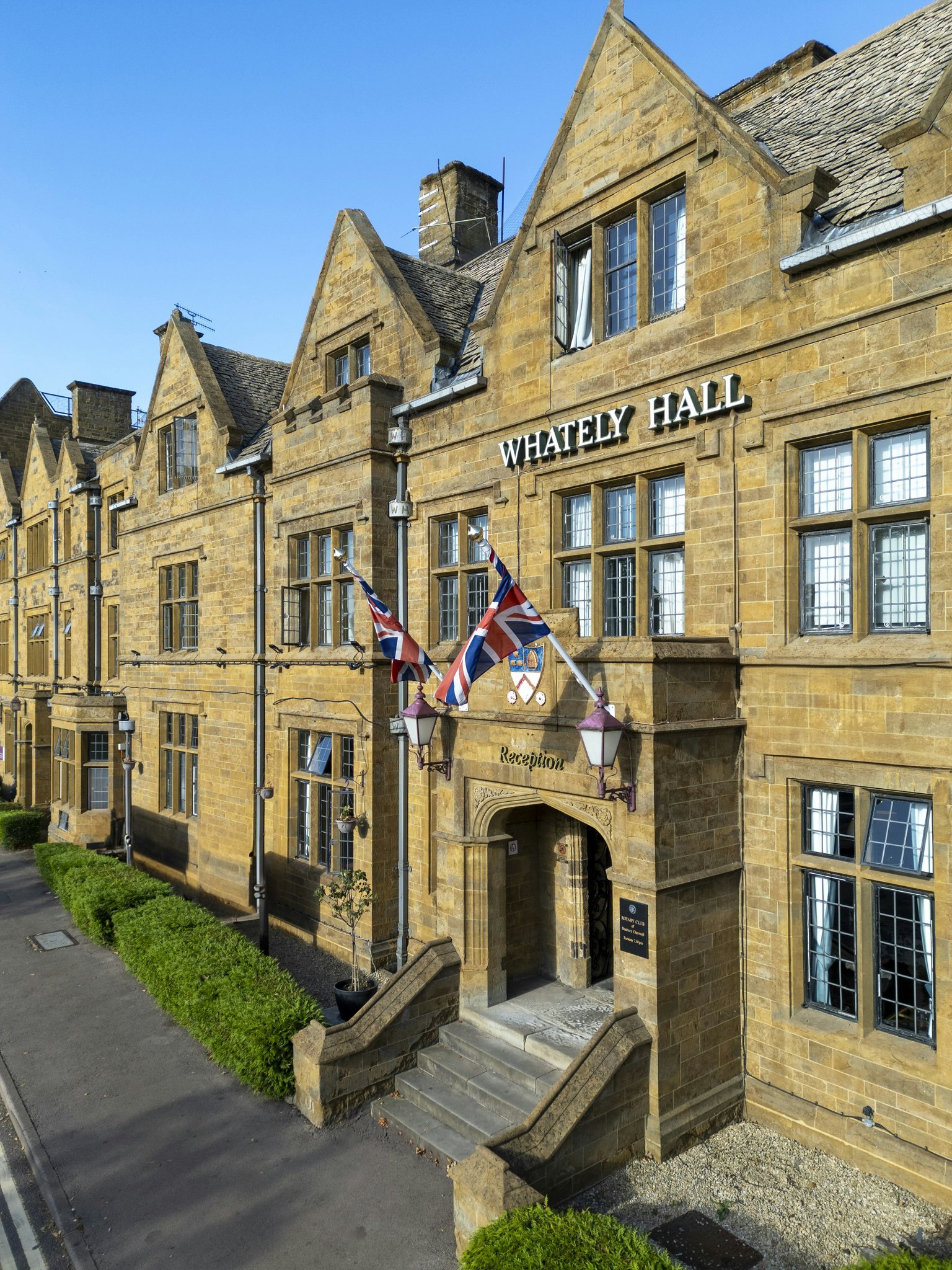 N6aYqCPM0i2BzC71YzIgw_Exterior_(4)_S