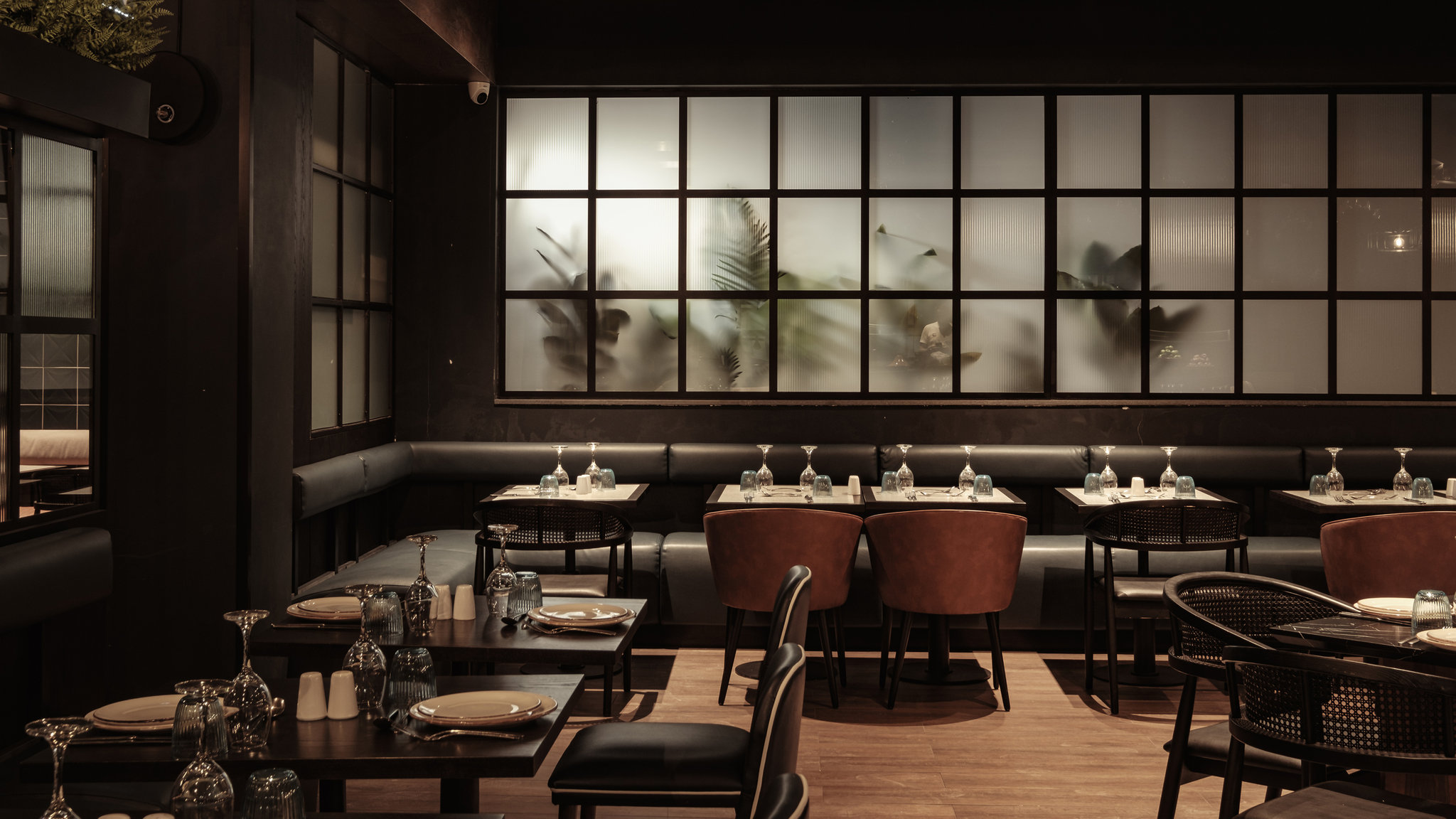 AX_ODYCY_-_Dining_-_Keel_(4)_S