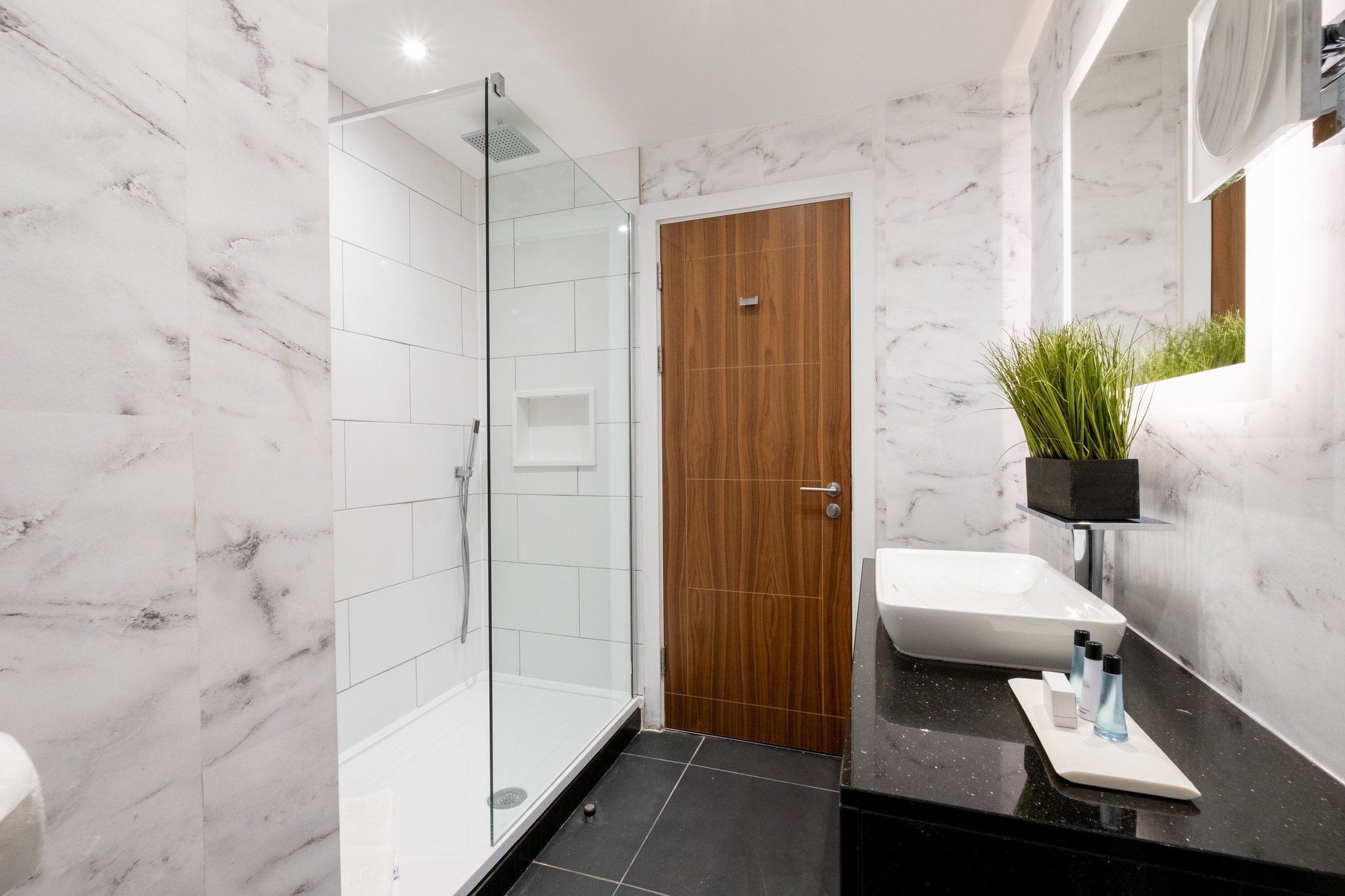 Loft__Classic_Room-00_S